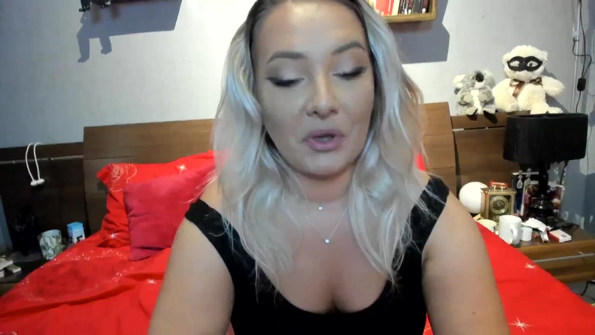 Gallery image thumbnail from LilithTongue_'s myfreecams stream on, 08/07/2023, 15:10 image 13 of 20
