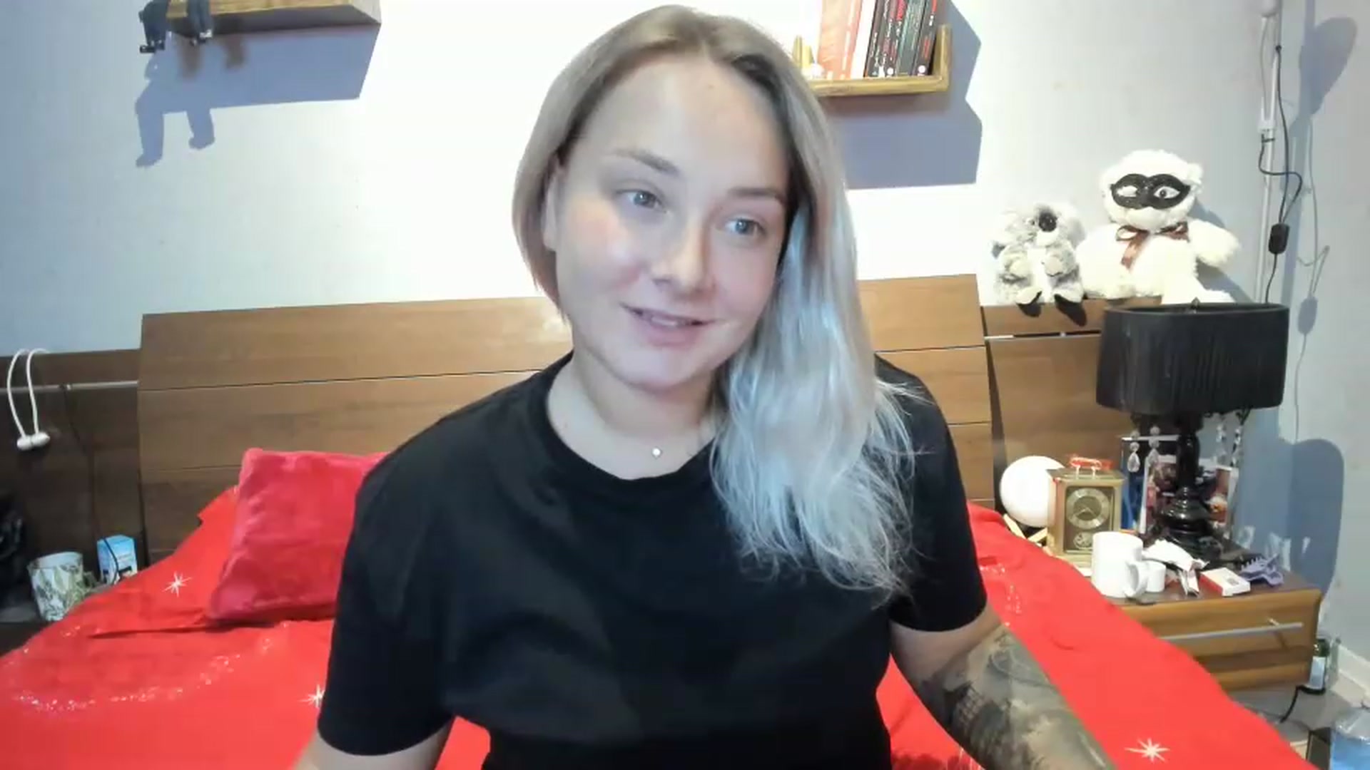 Gallery image thumbnail from LilithTongue_'s myfreecams stream on, 08/08/2023, 12:30 image 4 of 20