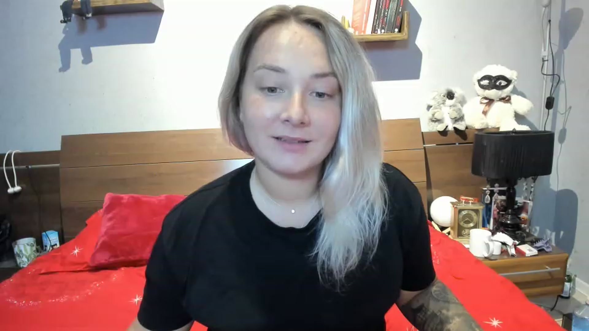Gallery image thumbnail from LilithTongue_'s myfreecams stream on, 08/08/2023, 12:30 image 3 of 20