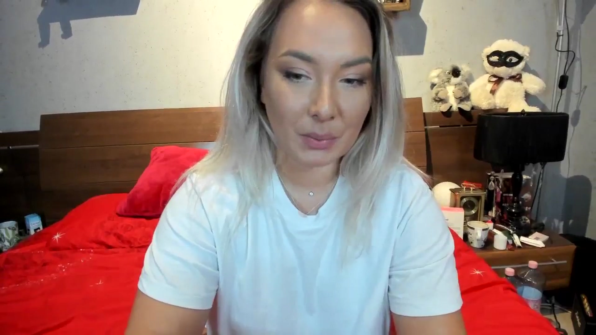 Gallery image thumbnail from LilithTongue_'s myfreecams stream on, 08/12/2023, 16:16 image 14 of 20
