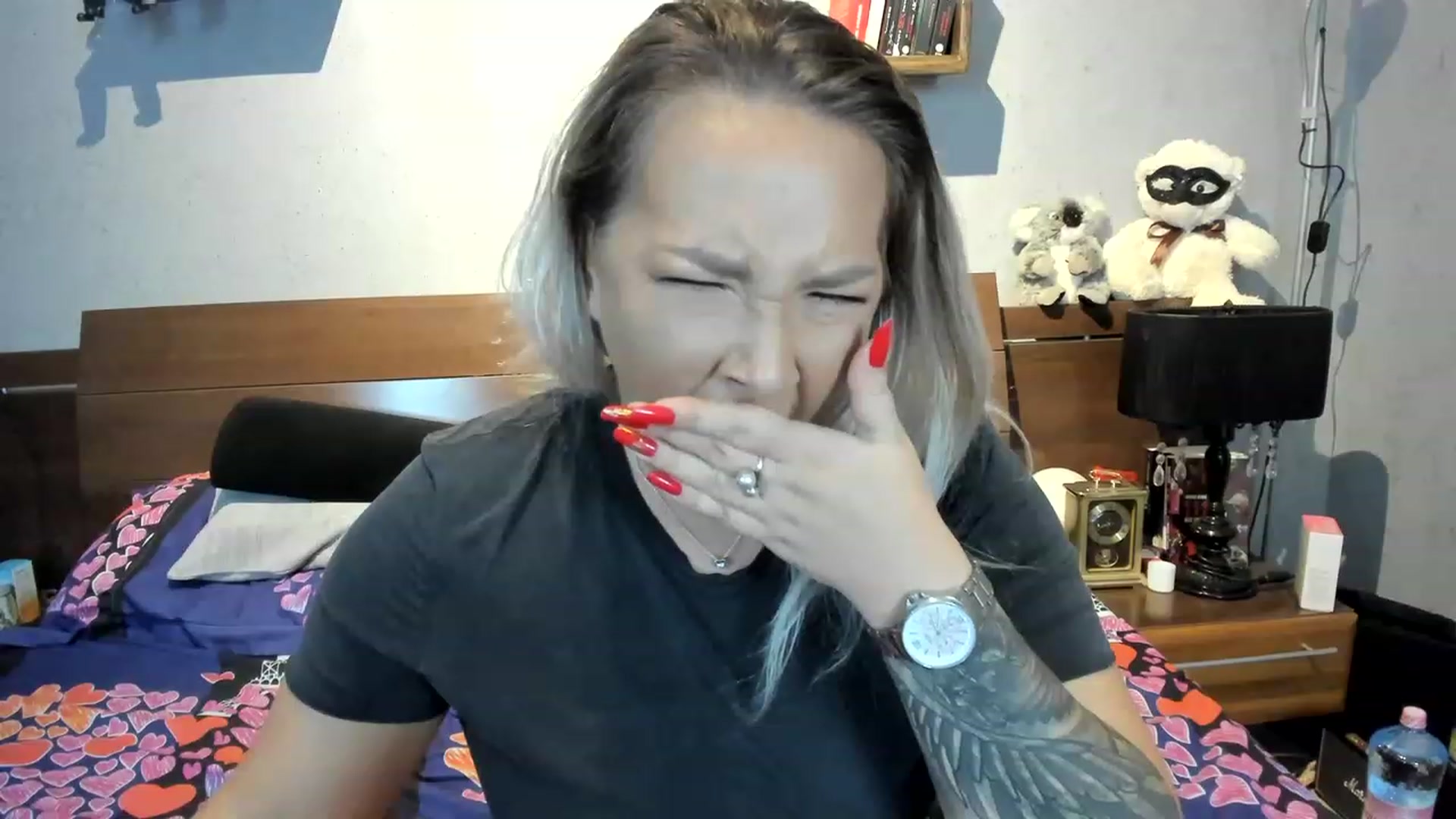 Gallery image thumbnail from LilithTongue_'s myfreecams stream on, 08/18/2023, 13:45 image 17 of 20