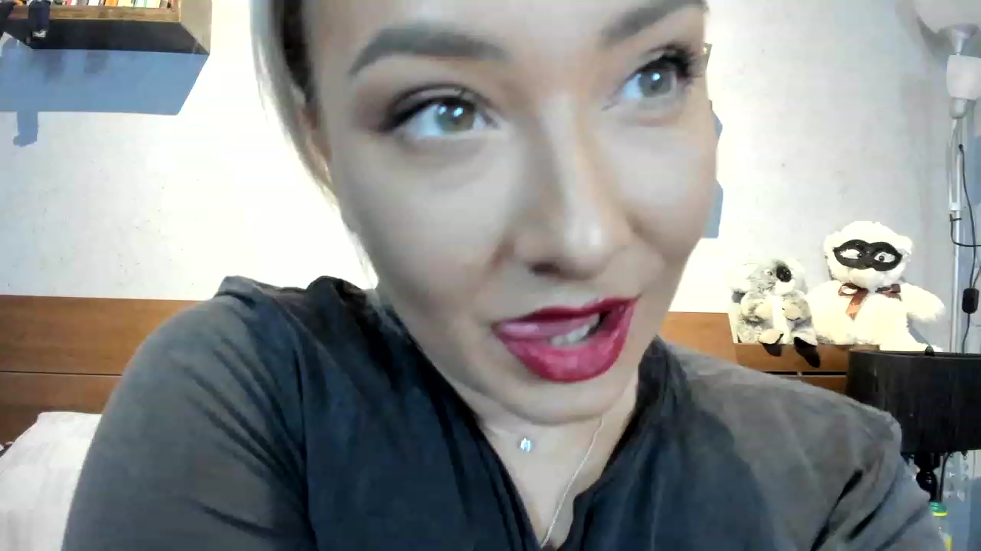 Gallery image thumbnail from LilithTongue_'s myfreecams stream on, 08/18/2023, 13:45 image 3 of 20