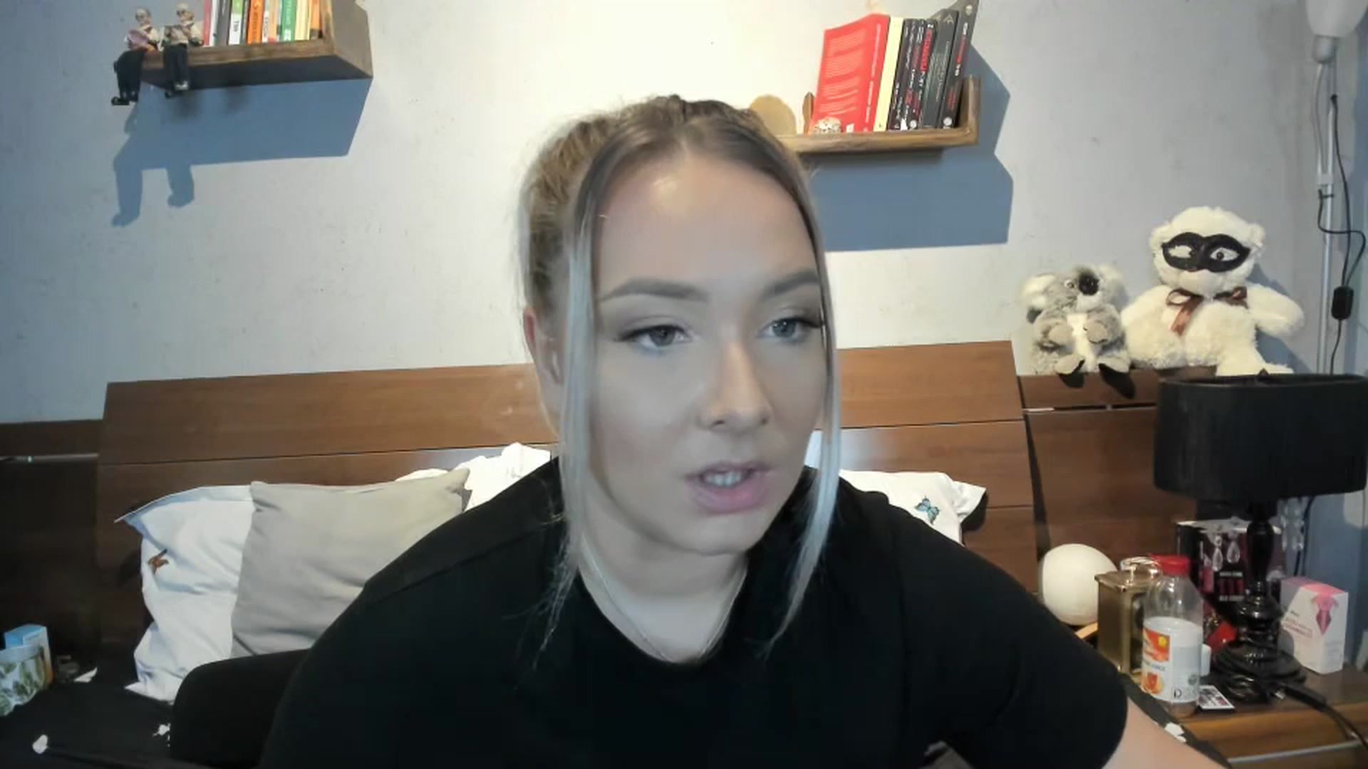 Gallery image thumbnail from LilithTongue_'s myfreecams stream on, 08/31/2023, 15:31 image 5 of 20