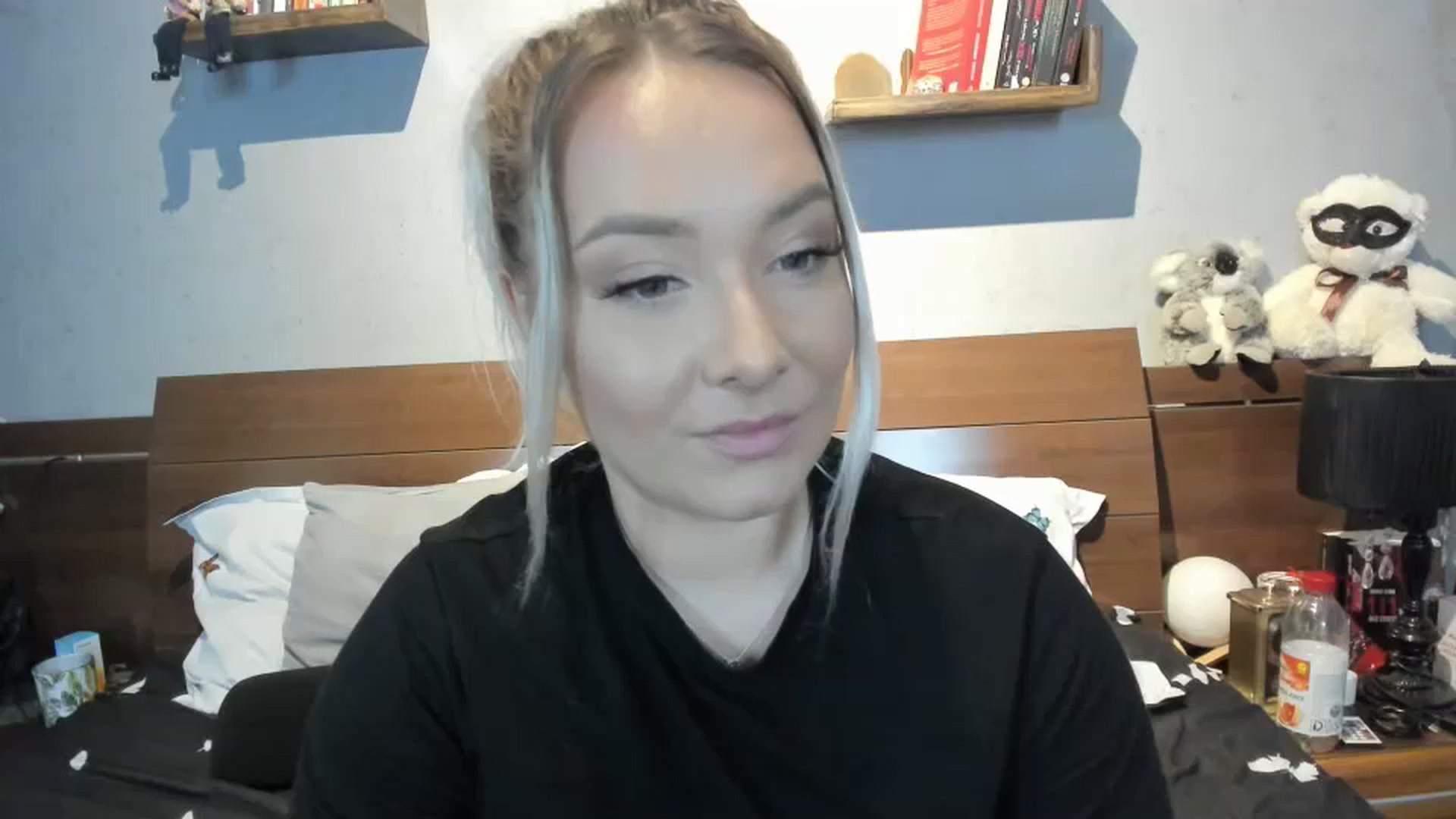 Gallery image thumbnail from LilithTongue_'s myfreecams stream on, 08/31/2023, 15:31 image 1 of 20
