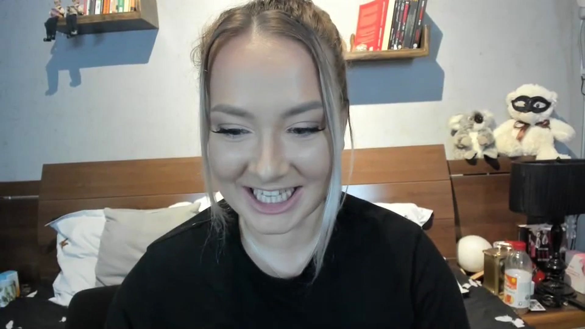 Gallery image thumbnail from LilithTongue_'s myfreecams stream on, 08/31/2023, 15:31 image 6 of 20
