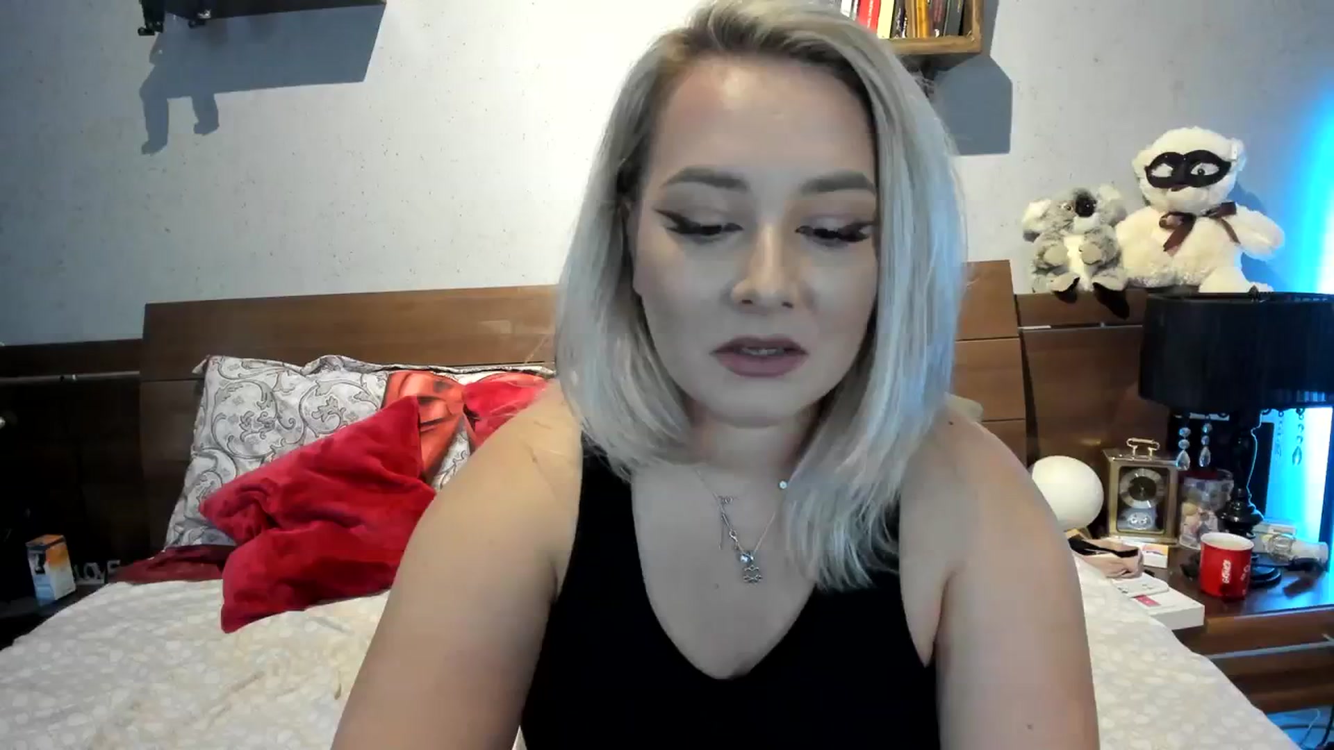 Gallery image thumbnail from LilithTongue_'s myfreecams stream on, 09/25/2023, 11:46 image 13 of 20