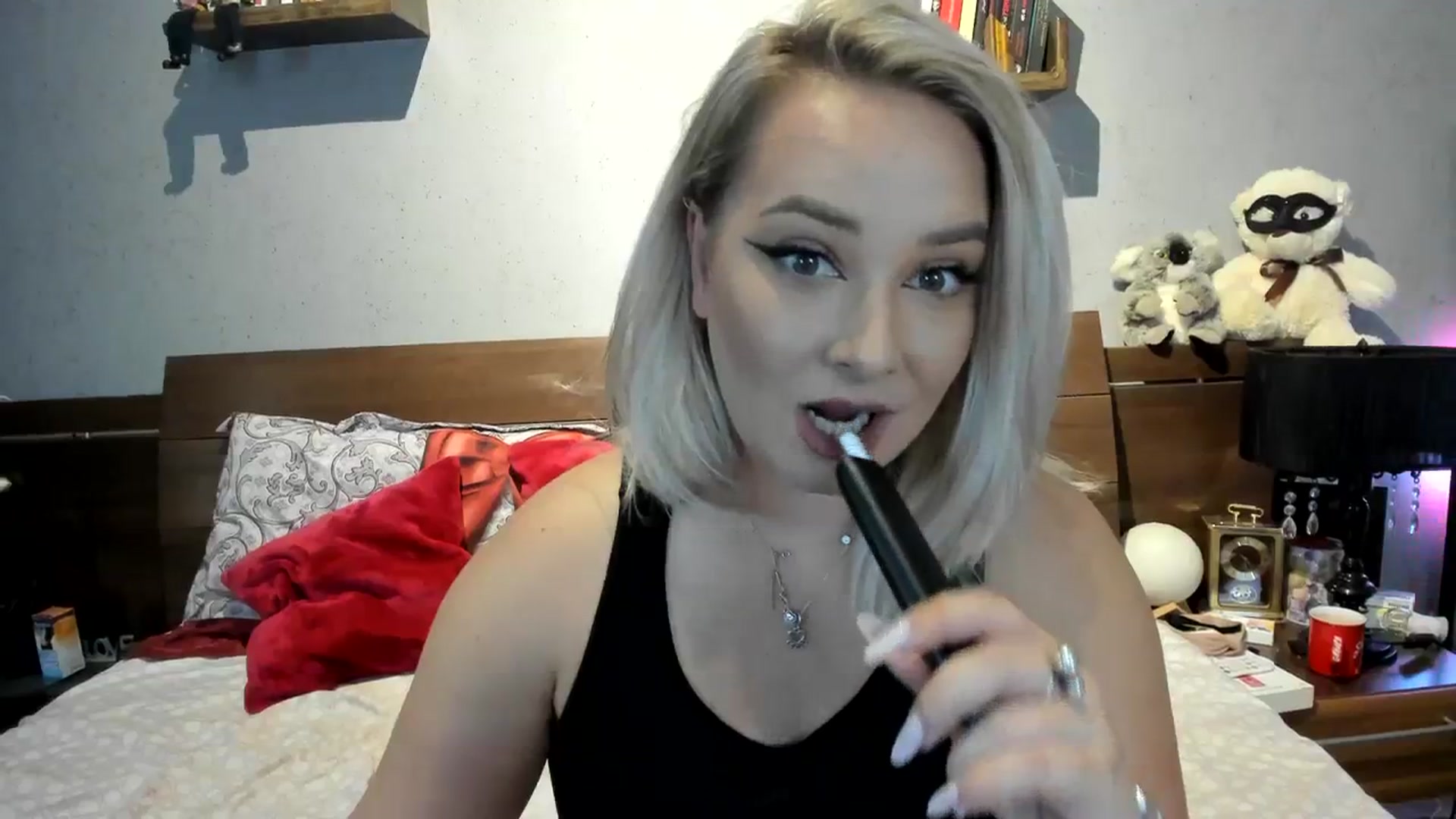 Gallery image thumbnail from LilithTongue_'s myfreecams stream on, 09/25/2023, 11:46 image 8 of 20