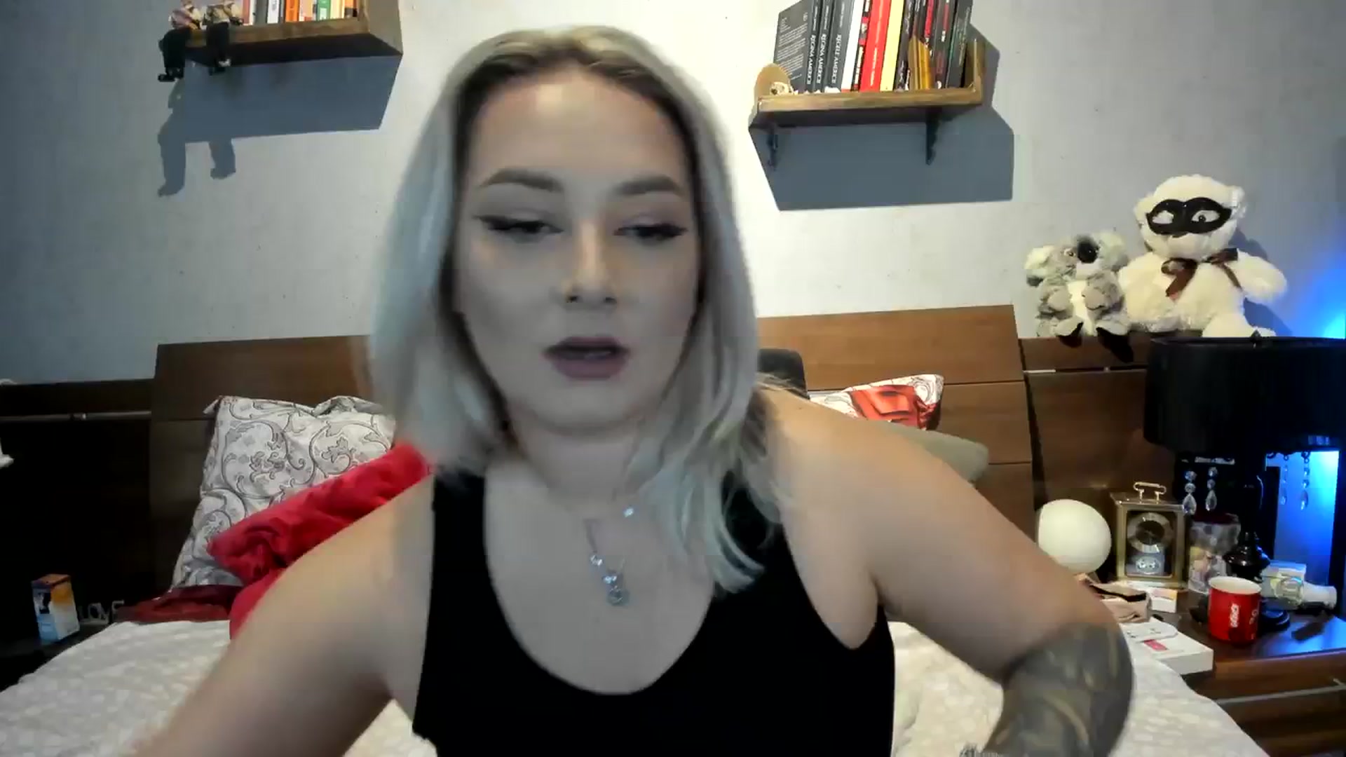 Gallery image thumbnail from LilithTongue_'s myfreecams stream on, 09/25/2023, 11:46 image 1 of 20