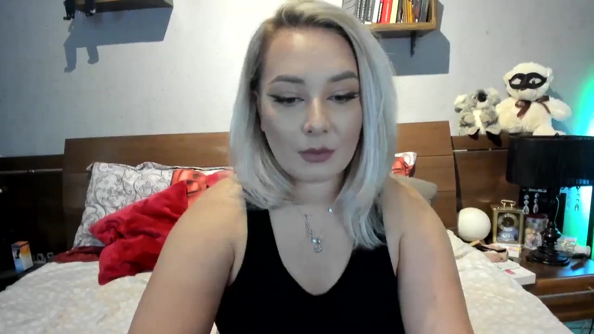 Gallery image thumbnail from LilithTongue_'s myfreecams stream on, 09/25/2023, 11:46 image 17 of 20