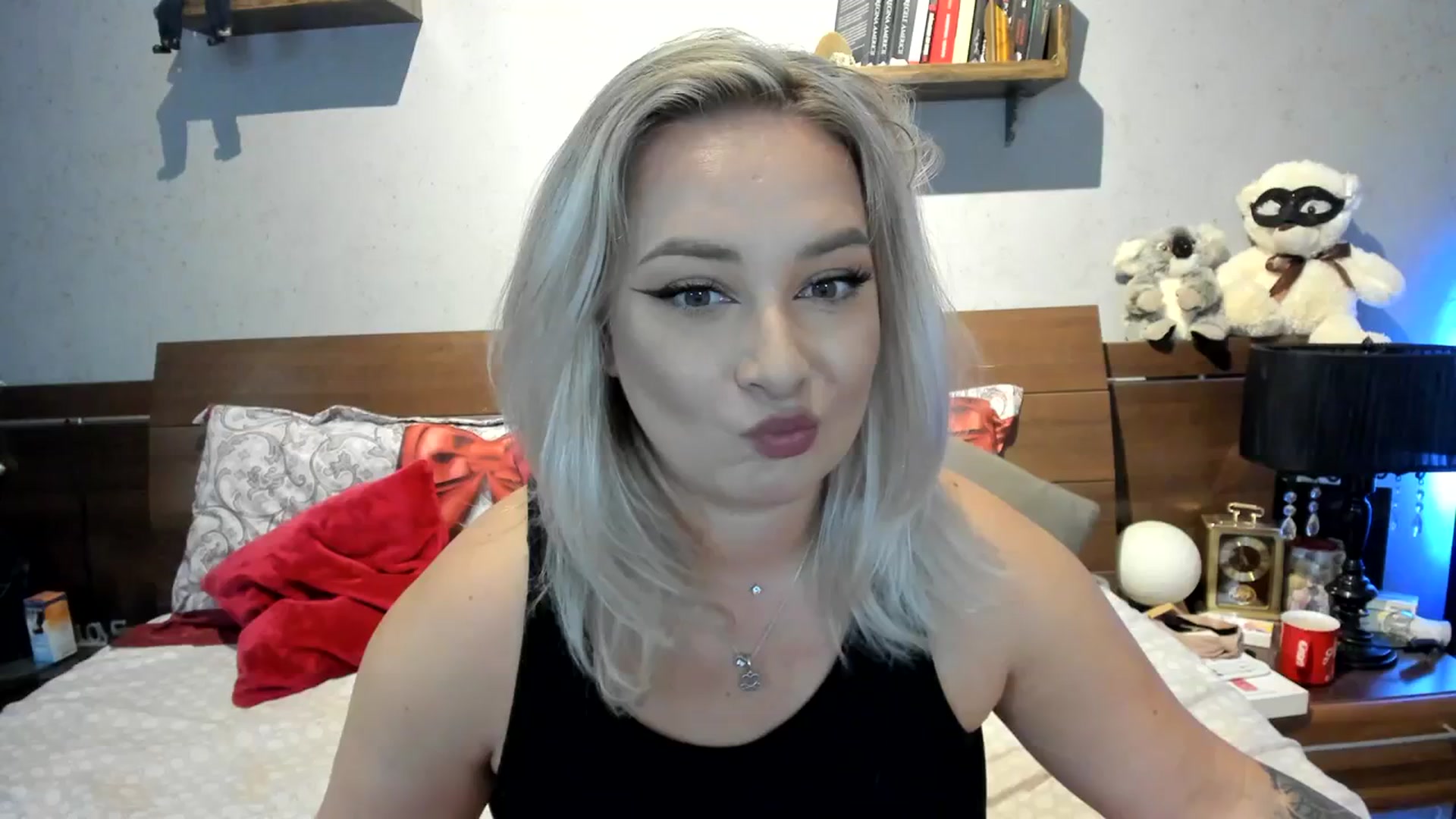 Gallery image thumbnail from LilithTongue_'s myfreecams stream on, 09/25/2023, 14:51 image 3 of 20