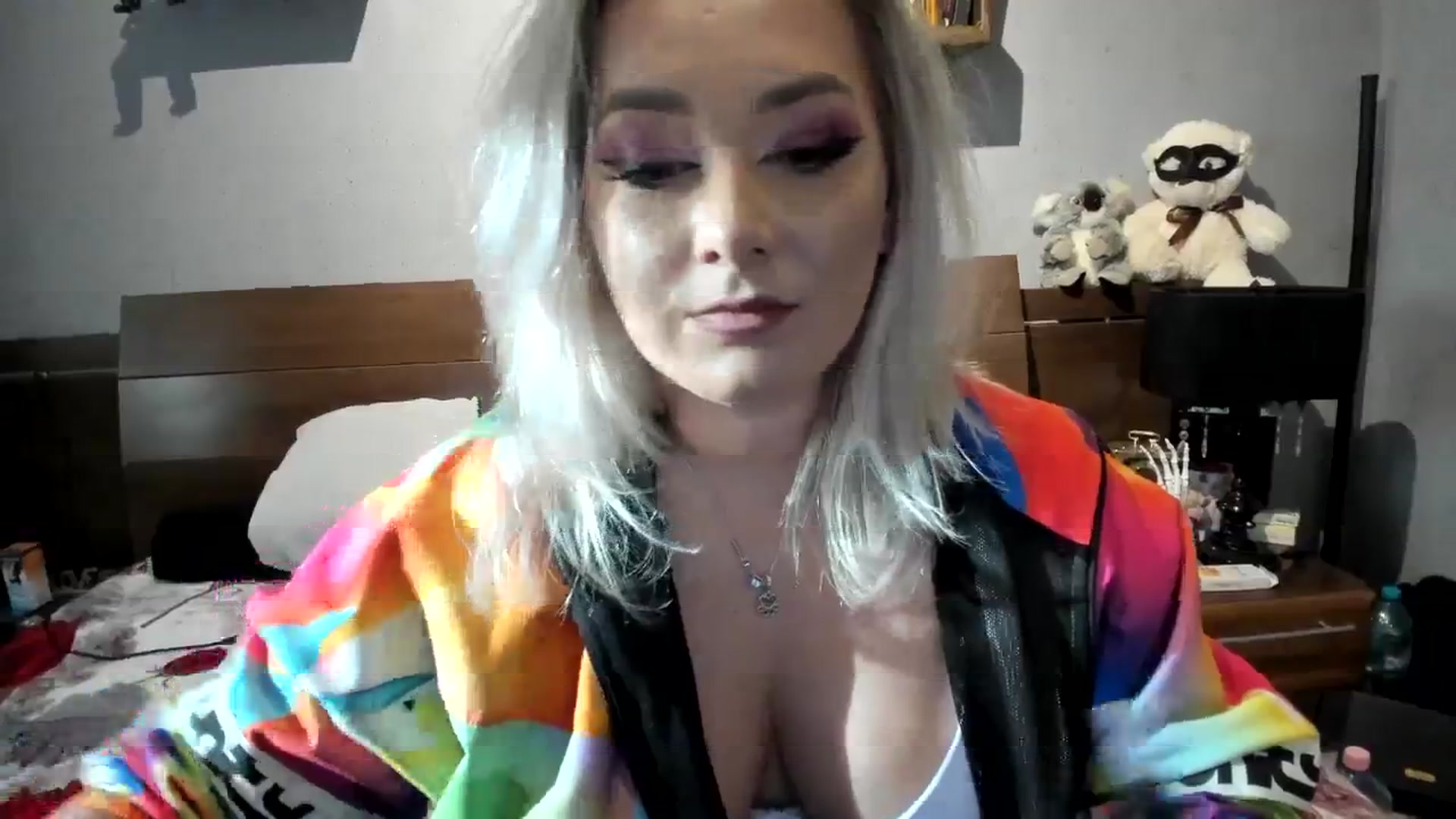 Gallery image thumbnail from LilithTongue_'s myfreecams stream on, 10/13/2023, 14:04 image 2 of 20