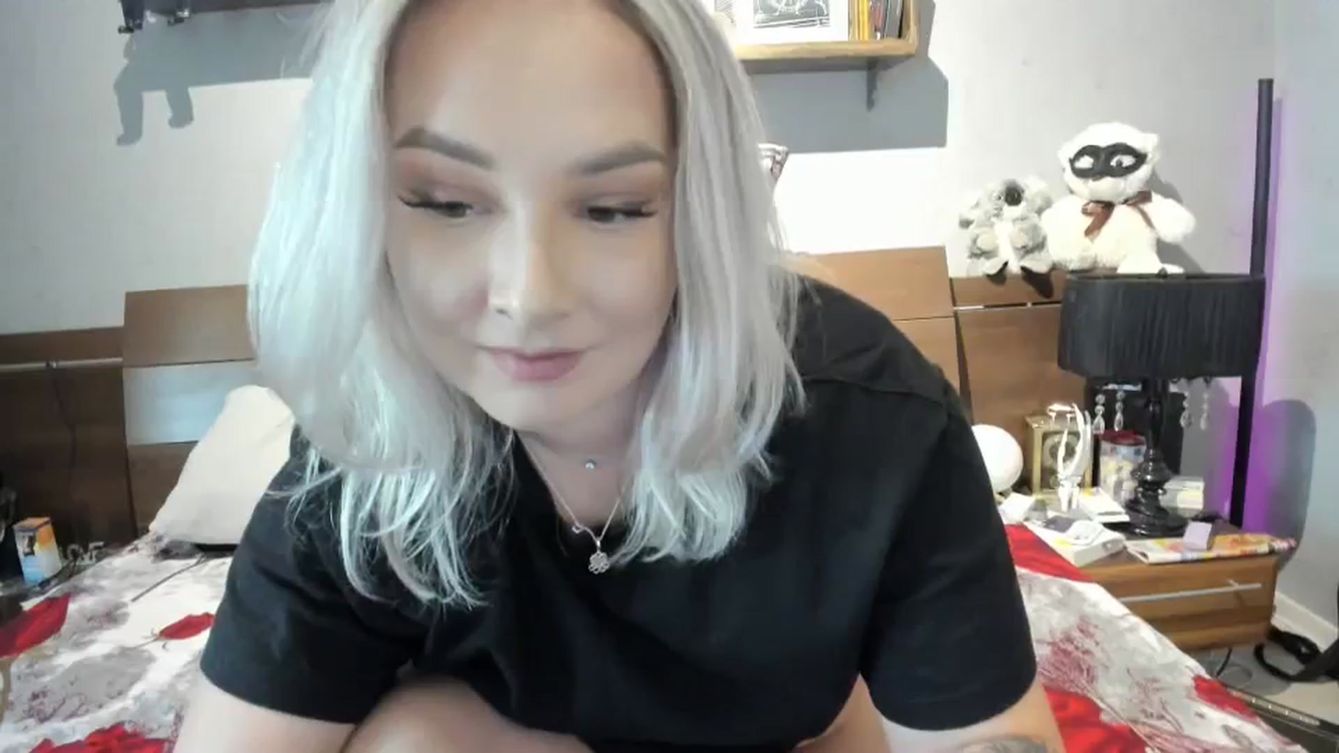 Gallery image thumbnail from LilithTongue_'s myfreecams stream on, 10/19/2023, 13:01 image 7 of 20