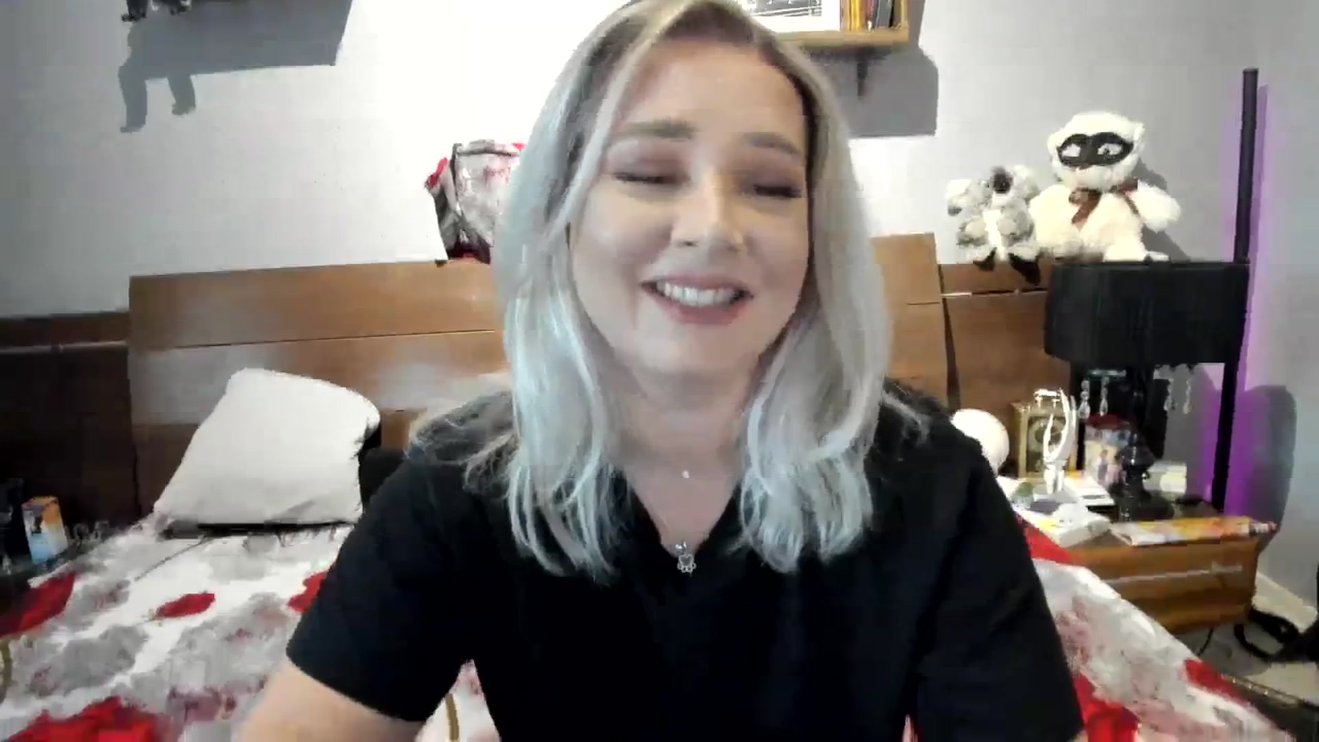Gallery image thumbnail from LilithTongue_'s myfreecams stream on, 10/19/2023, 13:01 image 19 of 20