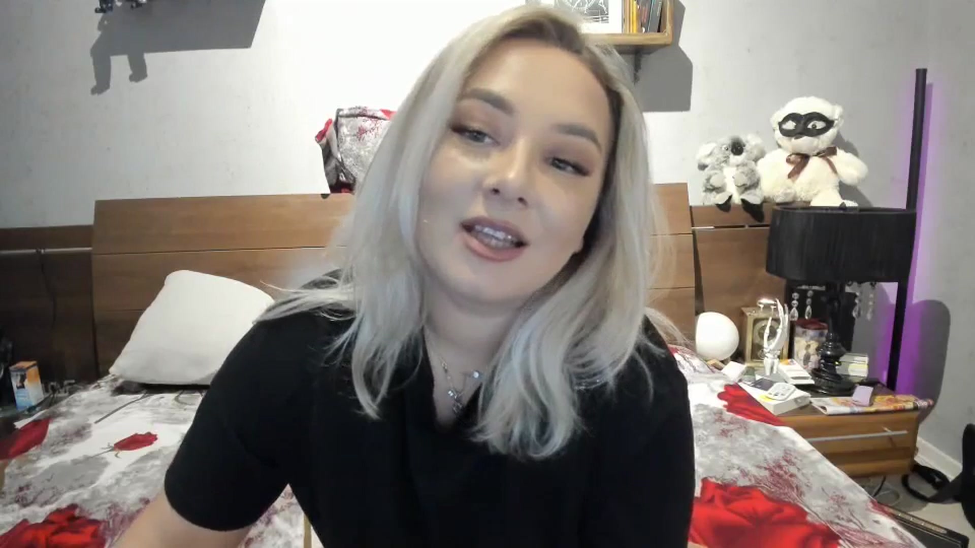 Gallery image thumbnail from LilithTongue_'s myfreecams stream on, 10/19/2023, 13:01 image 2 of 20