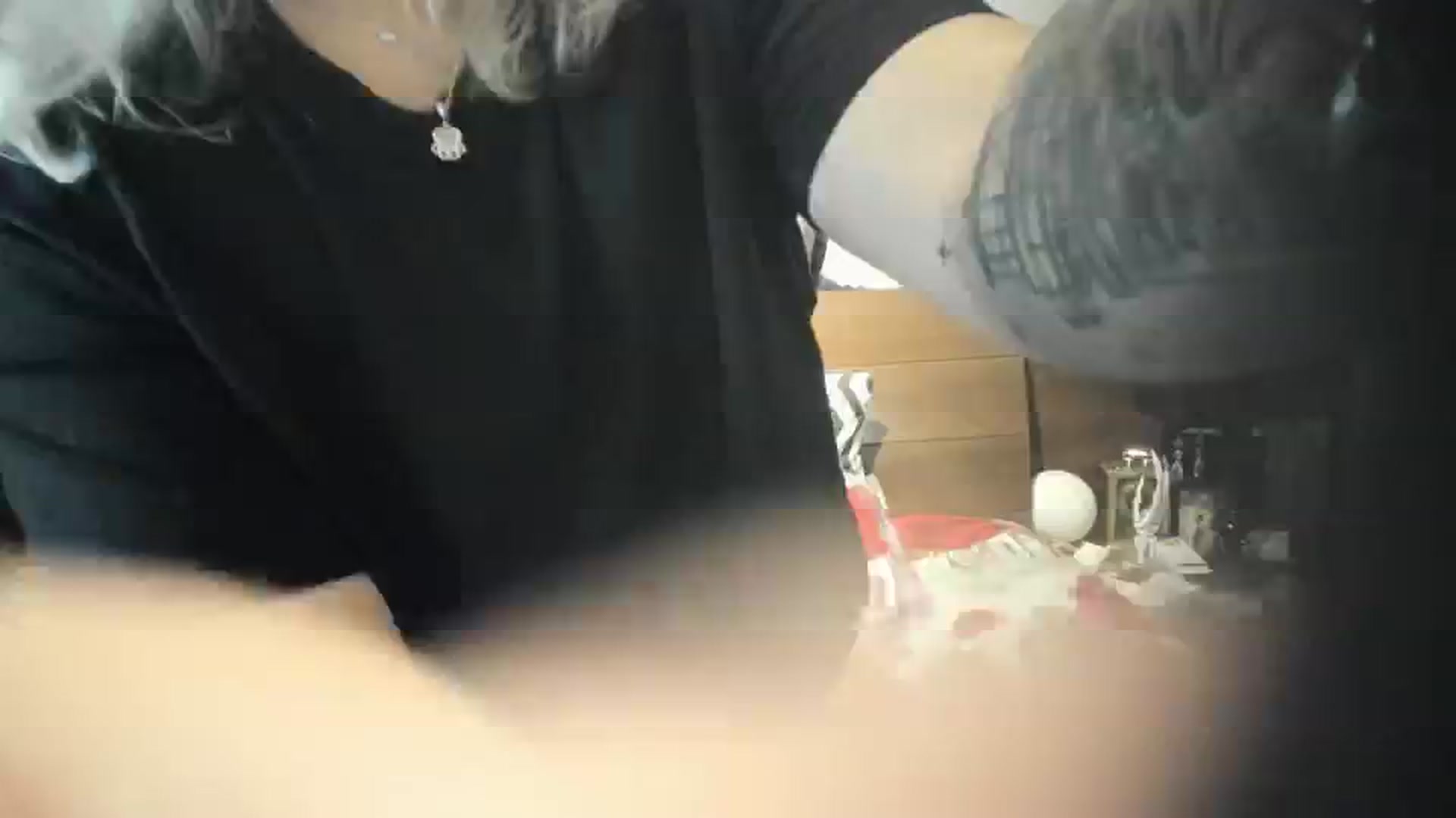 Gallery image thumbnail from LilithTongue_'s myfreecams stream on, 10/19/2023, 13:01 image 3 of 20