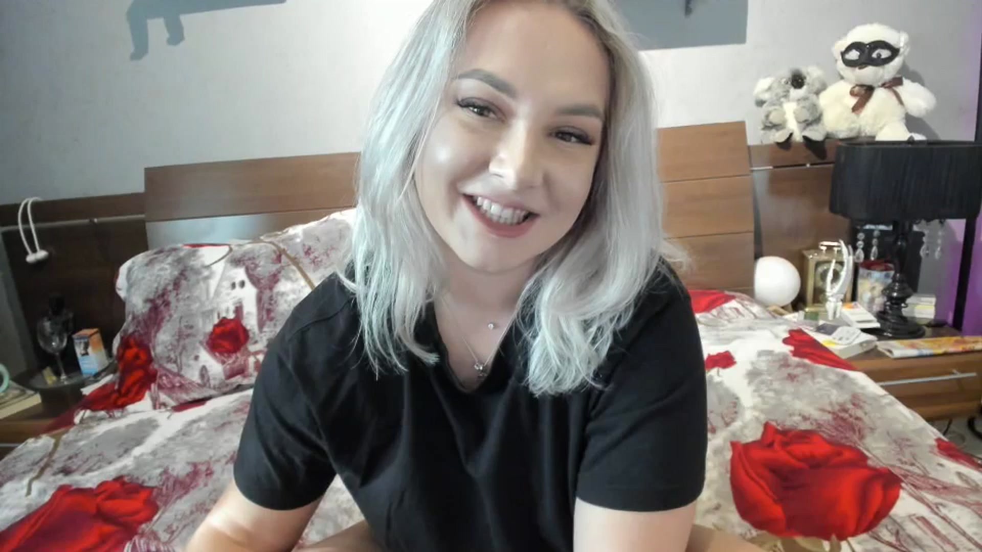 Gallery image thumbnail from LilithTongue_'s myfreecams stream on, 10/19/2023, 13:47 image 15 of 20