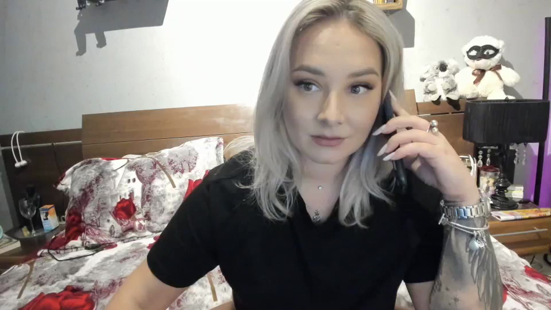 Gallery image thumbnail from LilithTongue_'s myfreecams stream on, 10/19/2023, 15:00 image 3 of 20