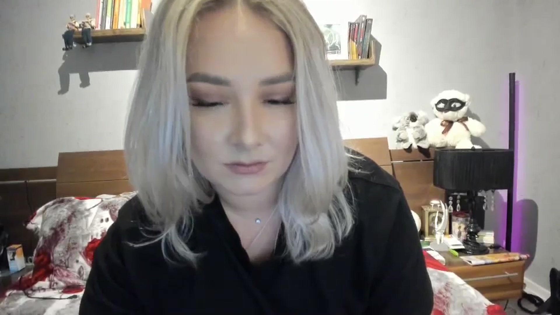 Gallery image thumbnail from LilithTongue_'s myfreecams stream on, 10/19/2023, 15:00 image 16 of 20