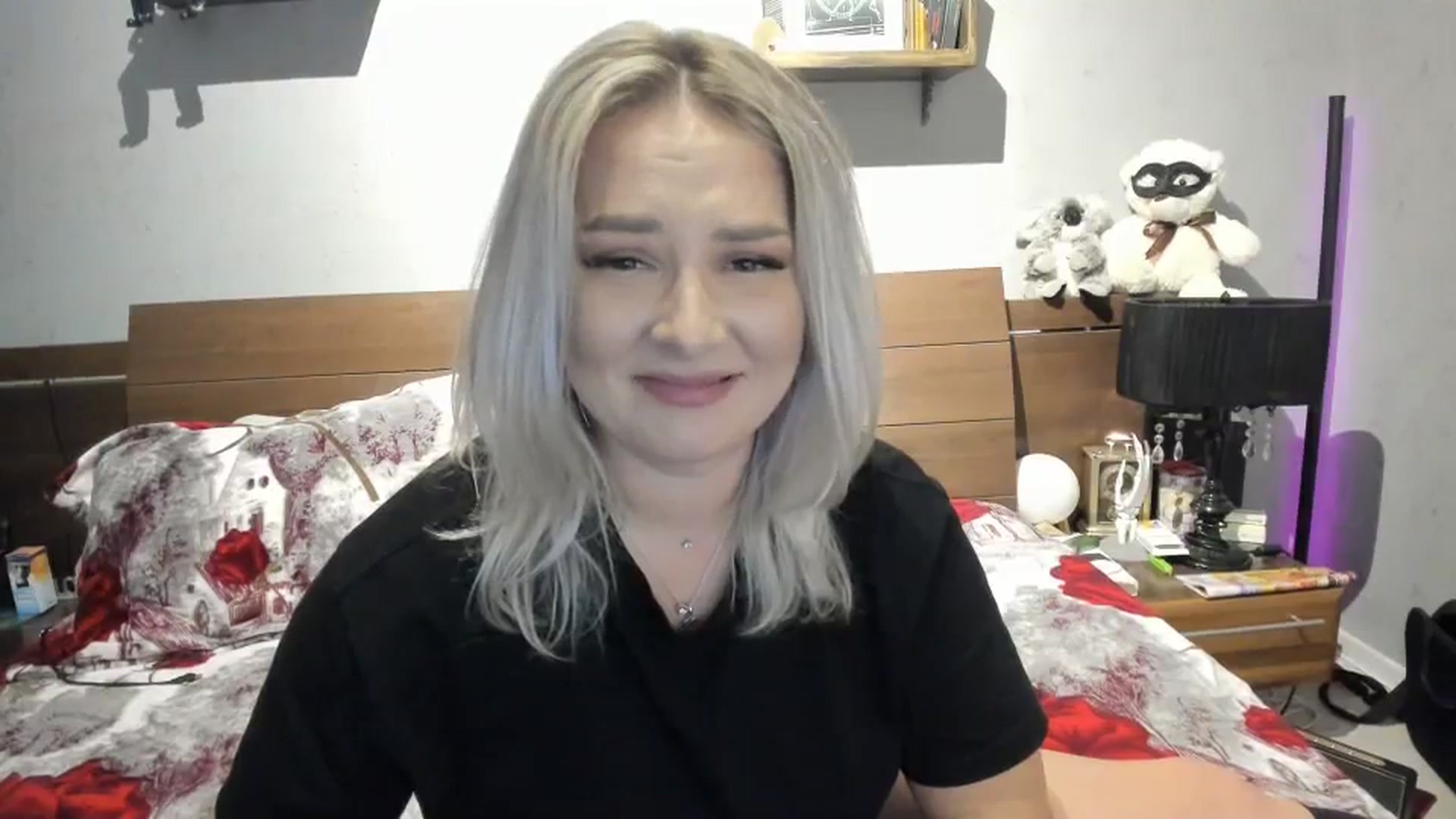 Gallery image thumbnail from LilithTongue_'s myfreecams stream on, 10/19/2023, 15:20 image 12 of 20