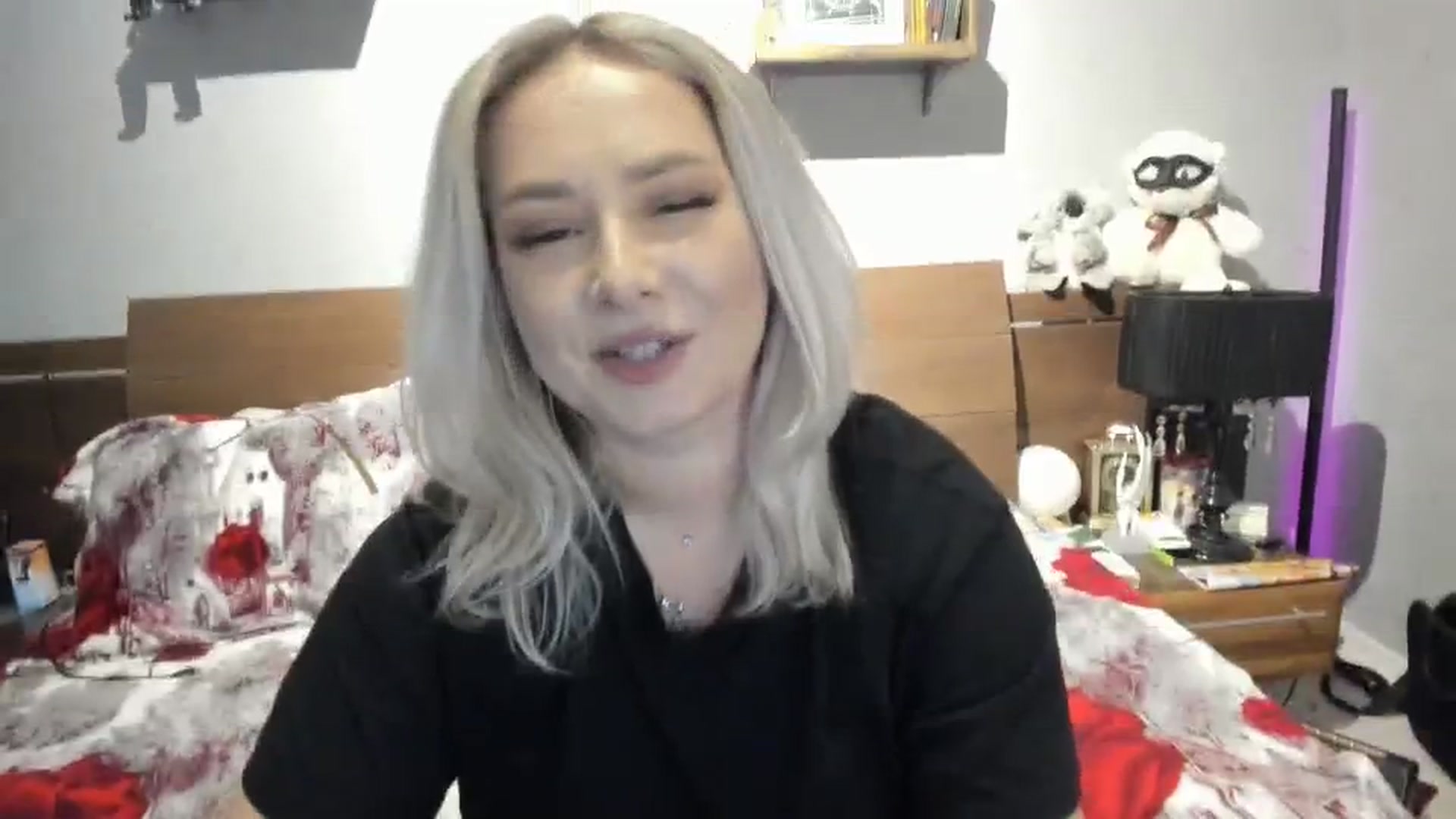Gallery image thumbnail from LilithTongue_'s myfreecams stream on, 10/19/2023, 15:20 image 7 of 20