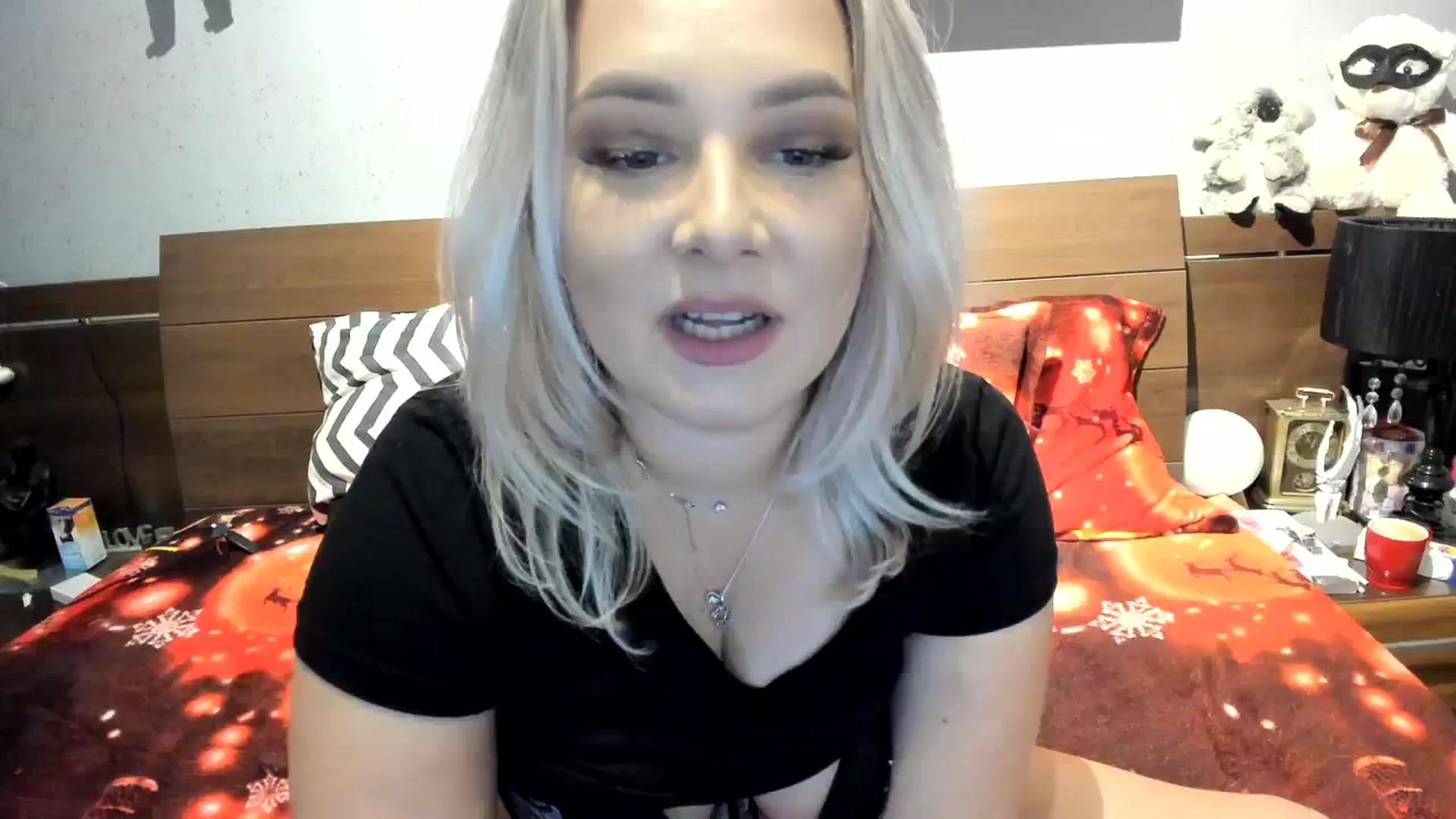 Gallery image thumbnail from LilithTongue_'s myfreecams stream on, 10/23/2023, 16:02 image 16 of 20