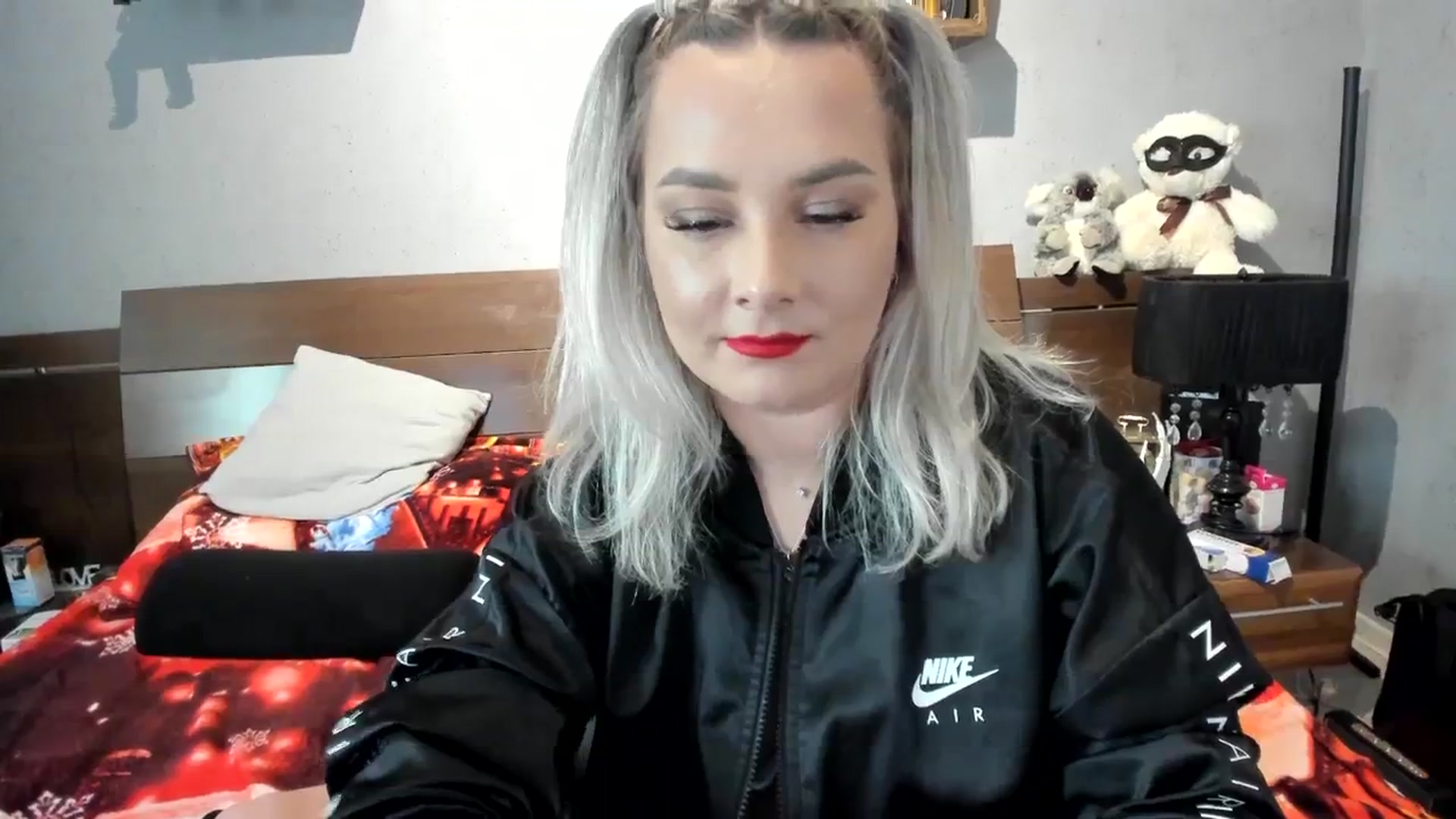 Gallery image thumbnail from LilithTongue_'s myfreecams stream on, 10/25/2023, 13:46 image 11 of 20