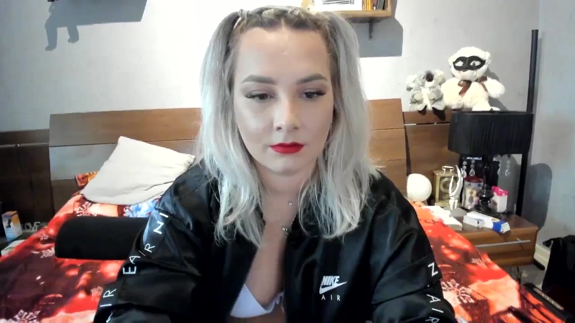 Gallery image thumbnail from LilithTongue_'s myfreecams stream on, 10/25/2023, 13:46 image 8 of 20