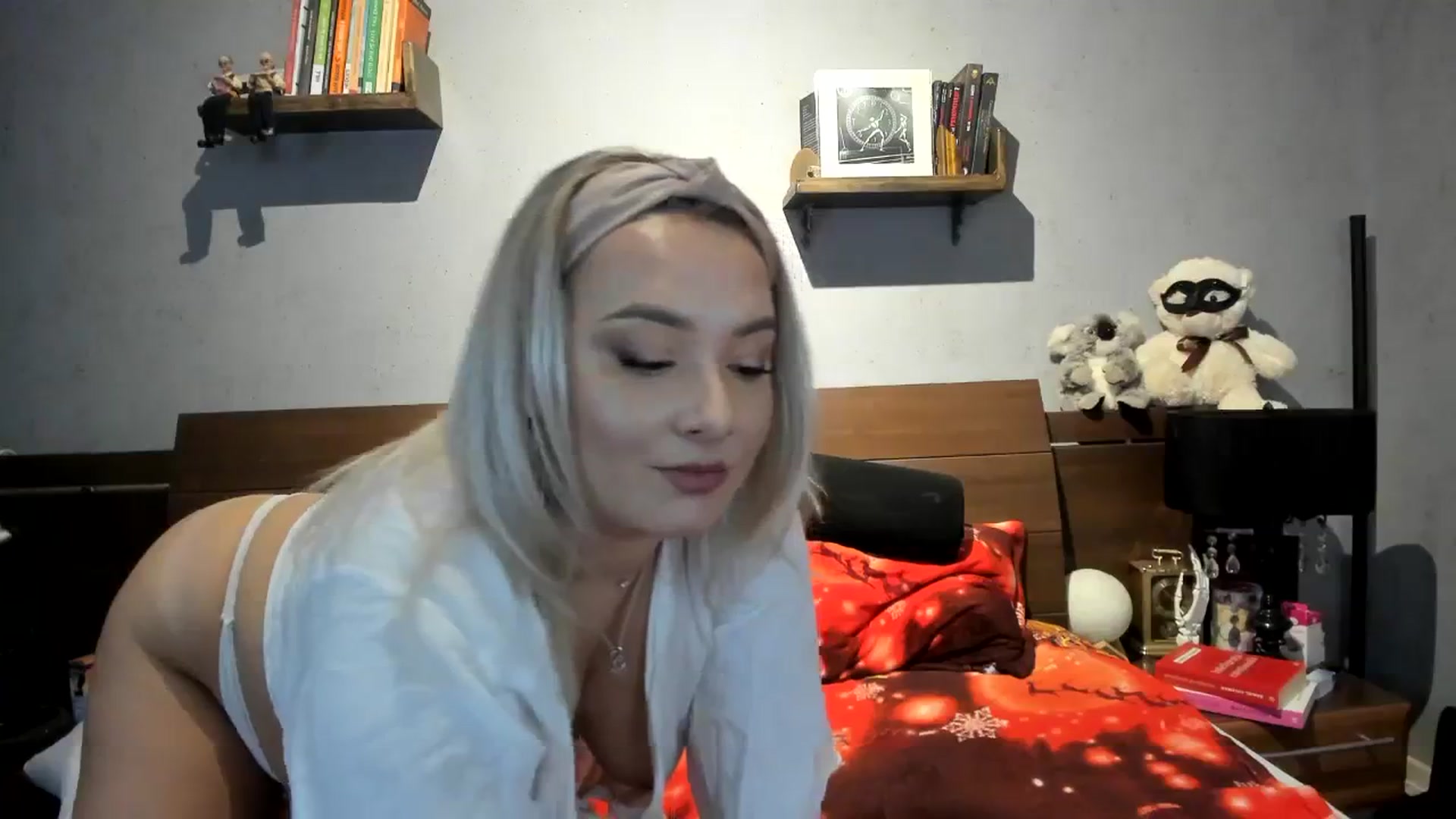 Gallery image thumbnail from LilithTongue_'s myfreecams stream on, 10/30/2023, 14:26 image 18 of 20
