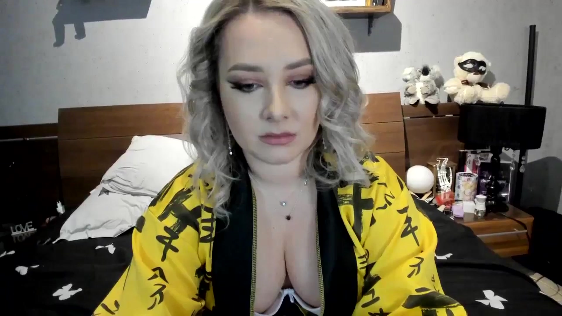 Gallery image thumbnail from LilithTongue_'s myfreecams stream on, 02/15/2024, 14:25 image 3 of 20