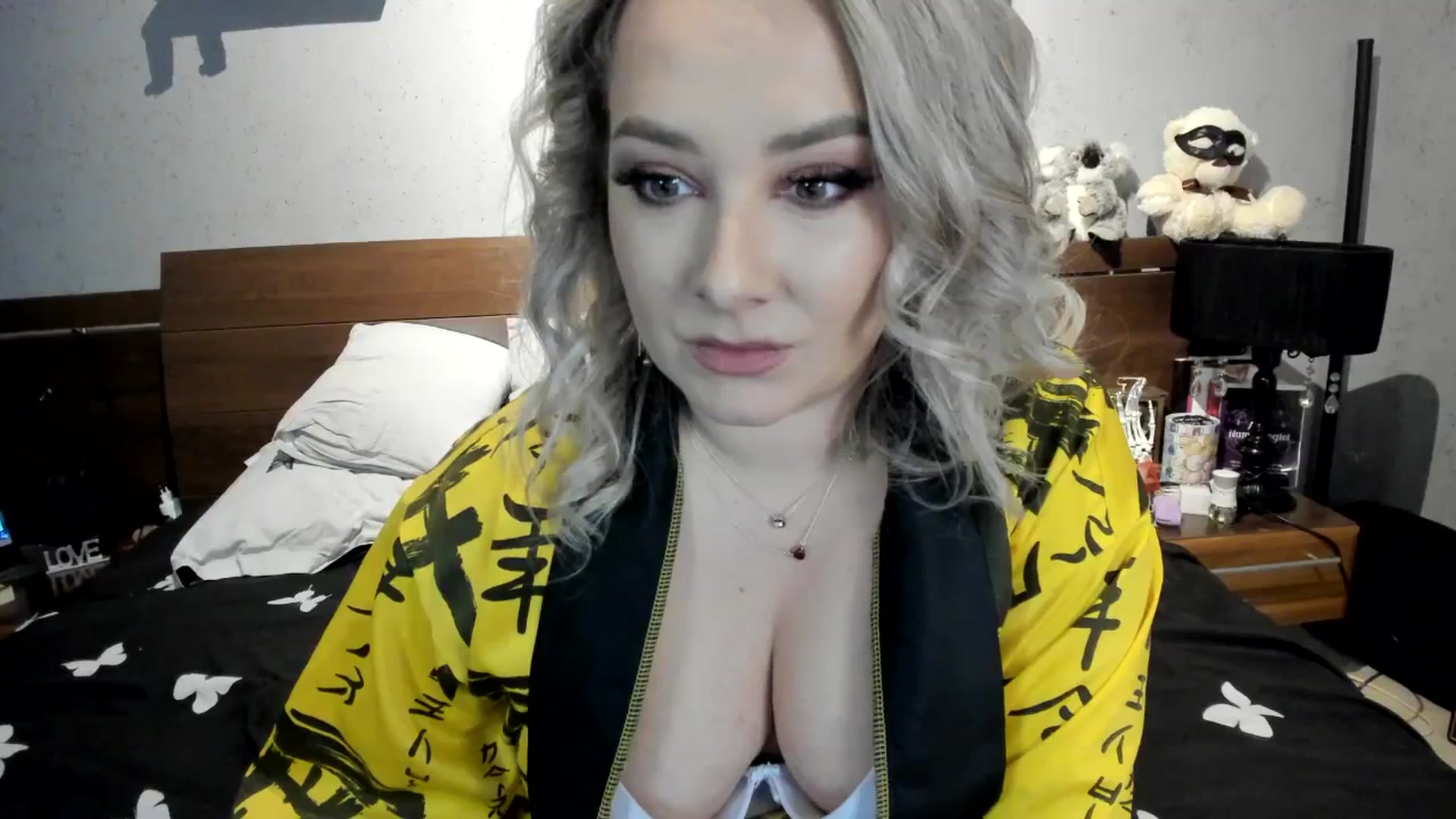 Gallery image thumbnail from LilithTongue_'s myfreecams stream on, 02/15/2024, 14:25 image 13 of 20