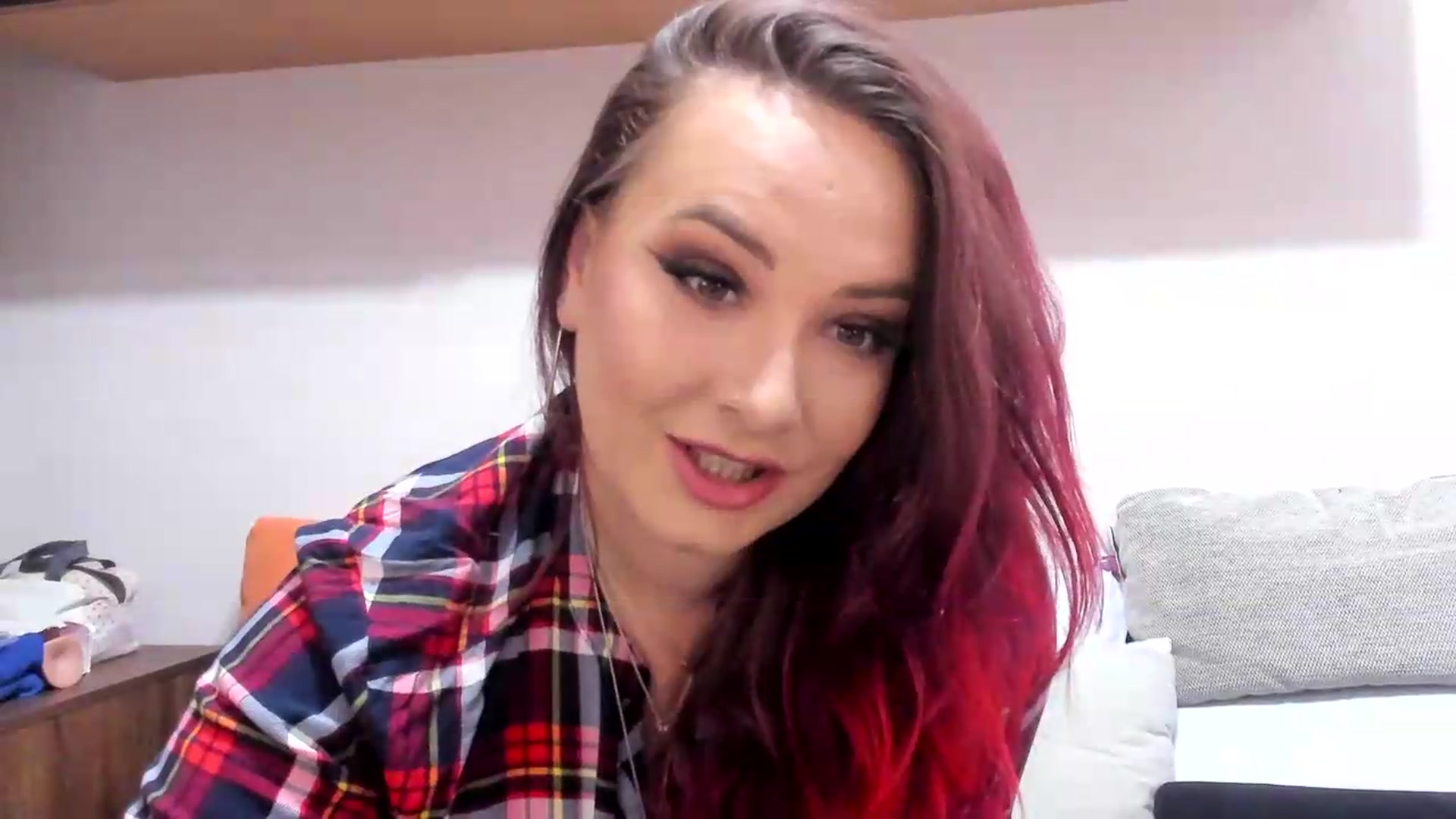Gallery image thumbnail from LilithTongue_'s myfreecams stream on, 08/09/2026, 09:52 image 4 of 20