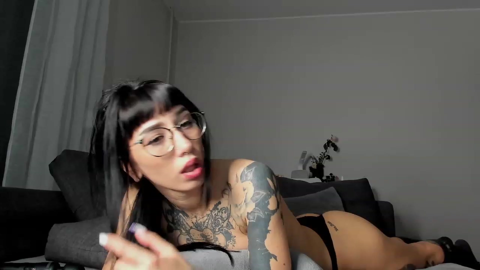Gallery image thumbnail from Lilith_Lux's myfreecams stream on, 02/02/2024, 19:00 image 19 of 20