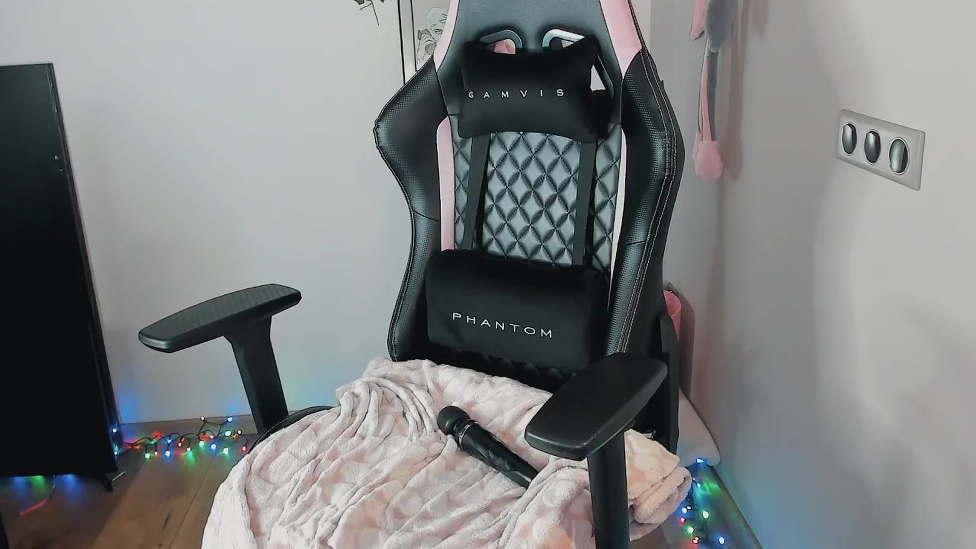 Gallery image thumbnail from Lilith_Lux's myfreecams stream on, 08/31/2024, 21:23 image 8 of 20