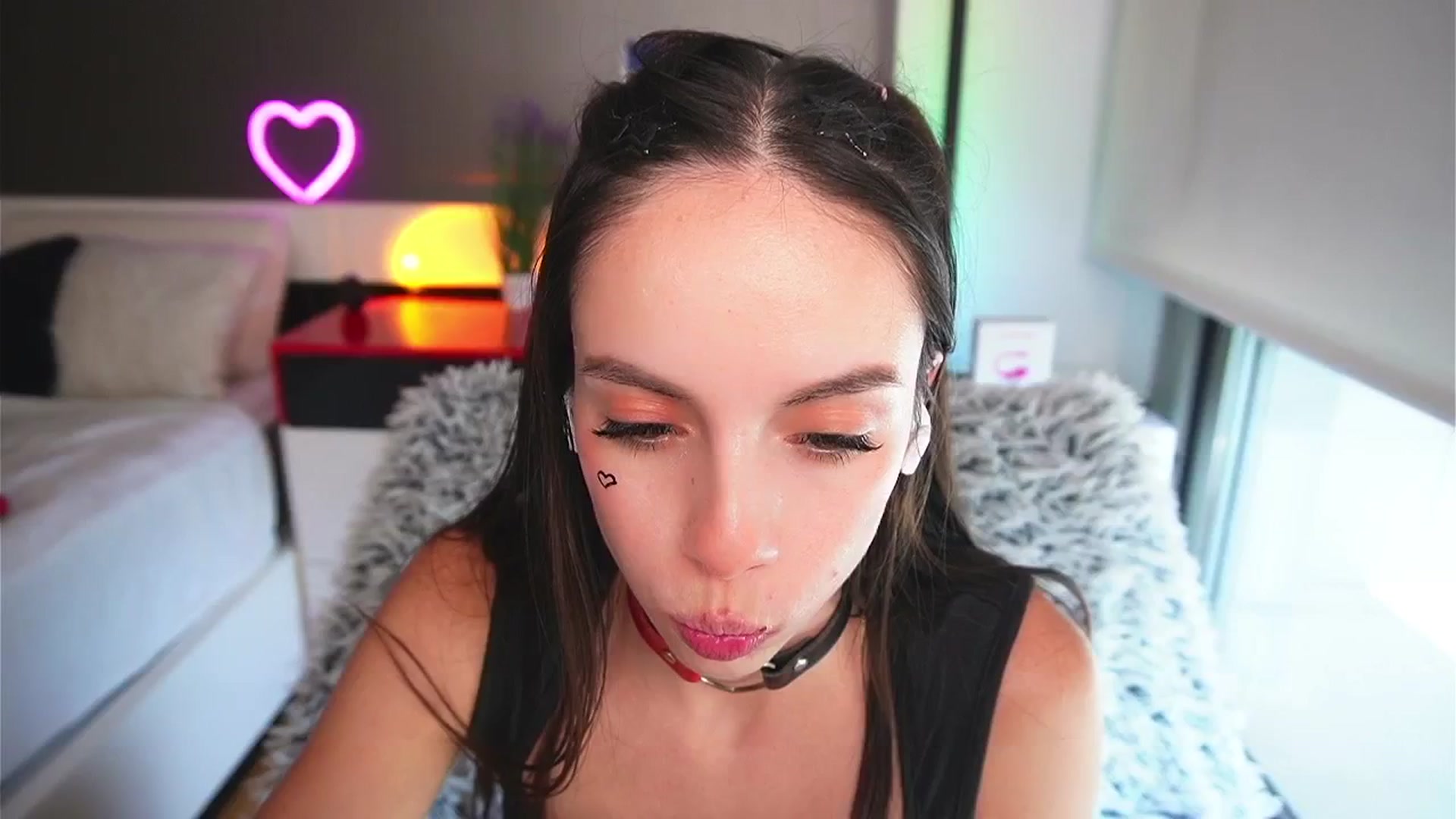 Gallery image thumbnail from Lill_Dayna's myfreecams stream on, 04/21/2025, 13:41 image 15 of 20