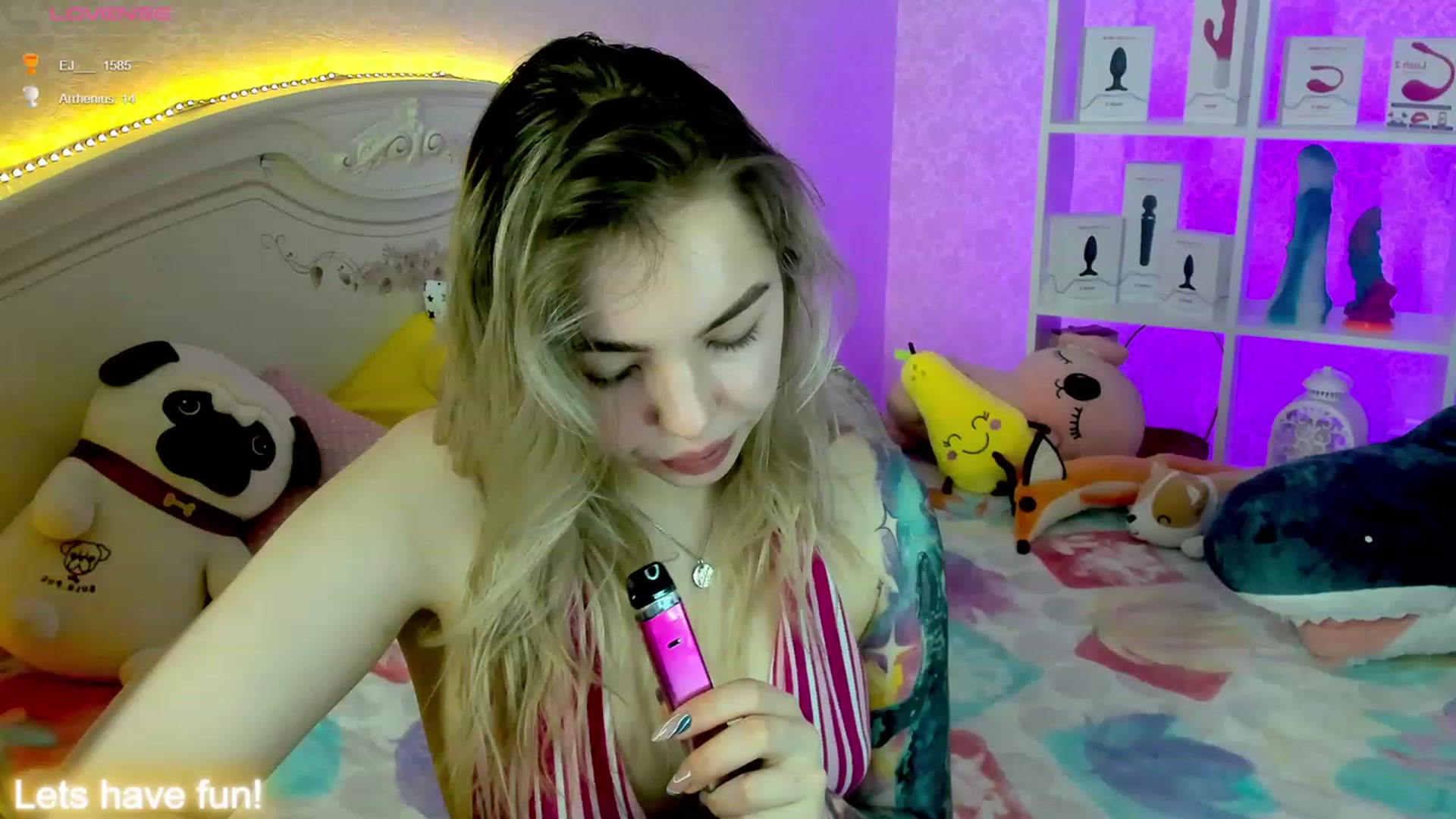 Gallery image thumbnail from LilliMoore_'s myfreecams stream on, 11/24/2023, 02:35 image 1 of 20