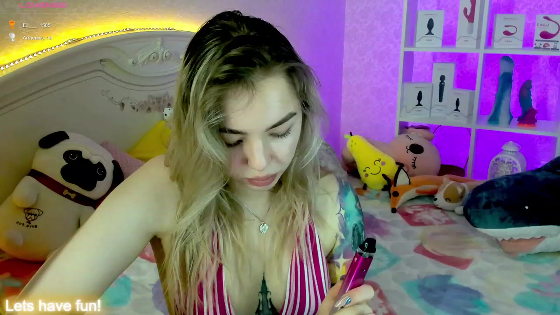 Gallery image thumbnail from LilliMoore_'s myfreecams stream on, 11/24/2023, 02:35 image 2 of 20