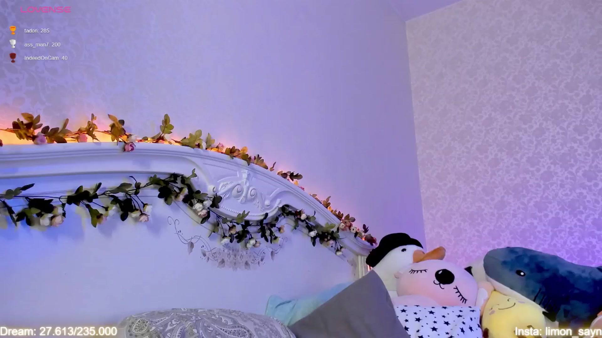 Gallery image thumbnail from LilliMoore_'s myfreecams stream on, 06/17/2024, 05:46 image 5 of 20