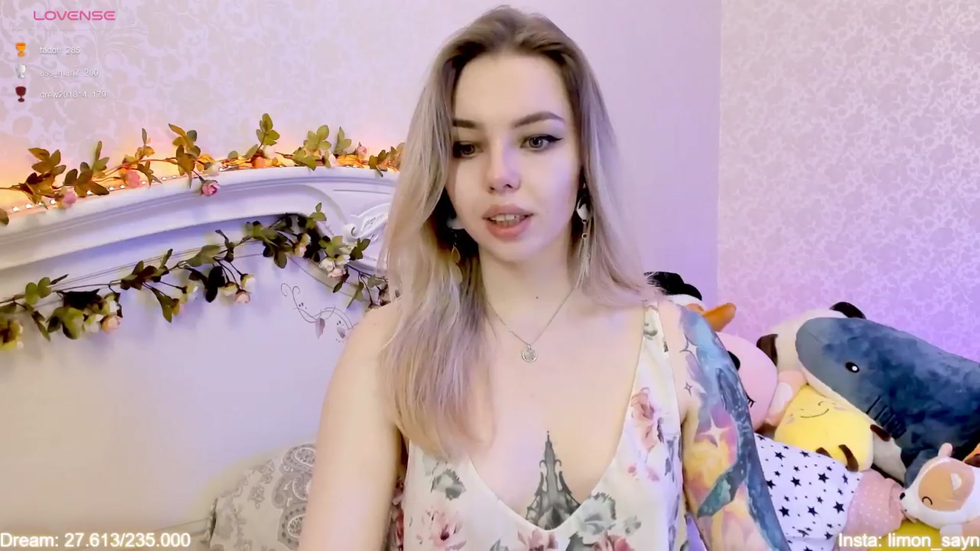 Gallery image thumbnail from LilliMoore_'s myfreecams stream on, 06/17/2024, 05:46 image 18 of 20
