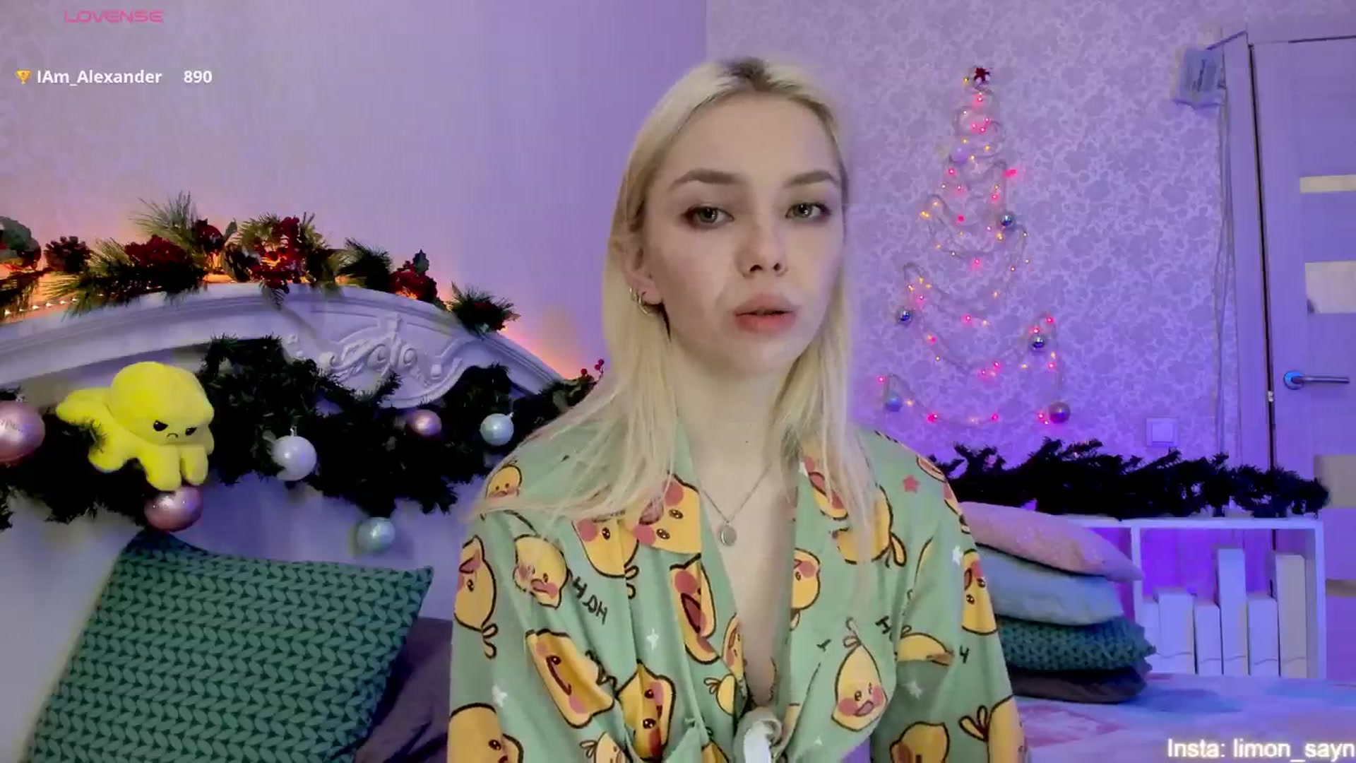 Gallery image thumbnail from LilliMoore_'s myfreecams stream on, 12/25/2024, 03:17 image 16 of 20