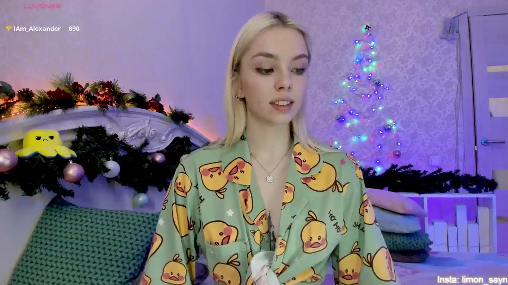 Gallery image thumbnail from LilliMoore_'s myfreecams stream on, 12/25/2024, 03:17 image 20 of 20