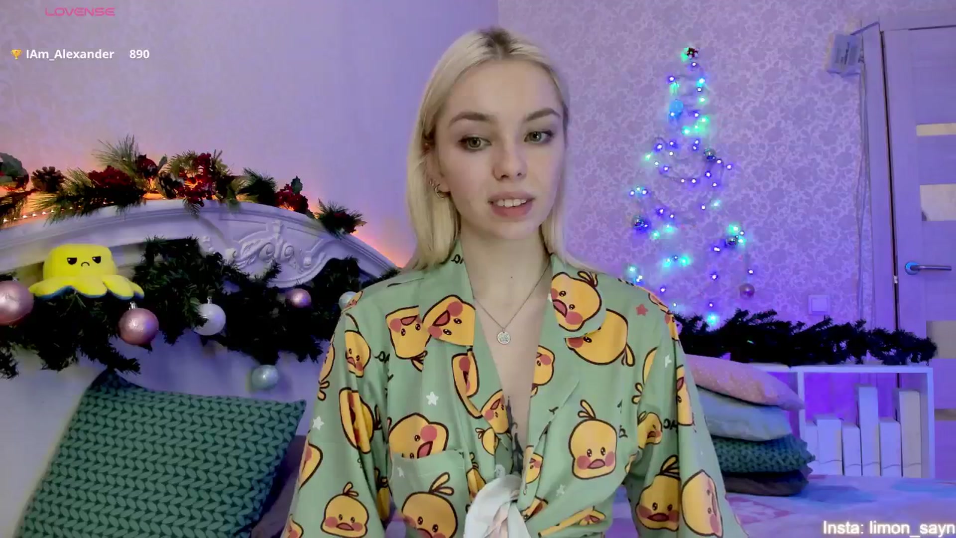 Gallery image thumbnail from LilliMoore_'s myfreecams stream on, 12/25/2024, 03:17 image 19 of 20