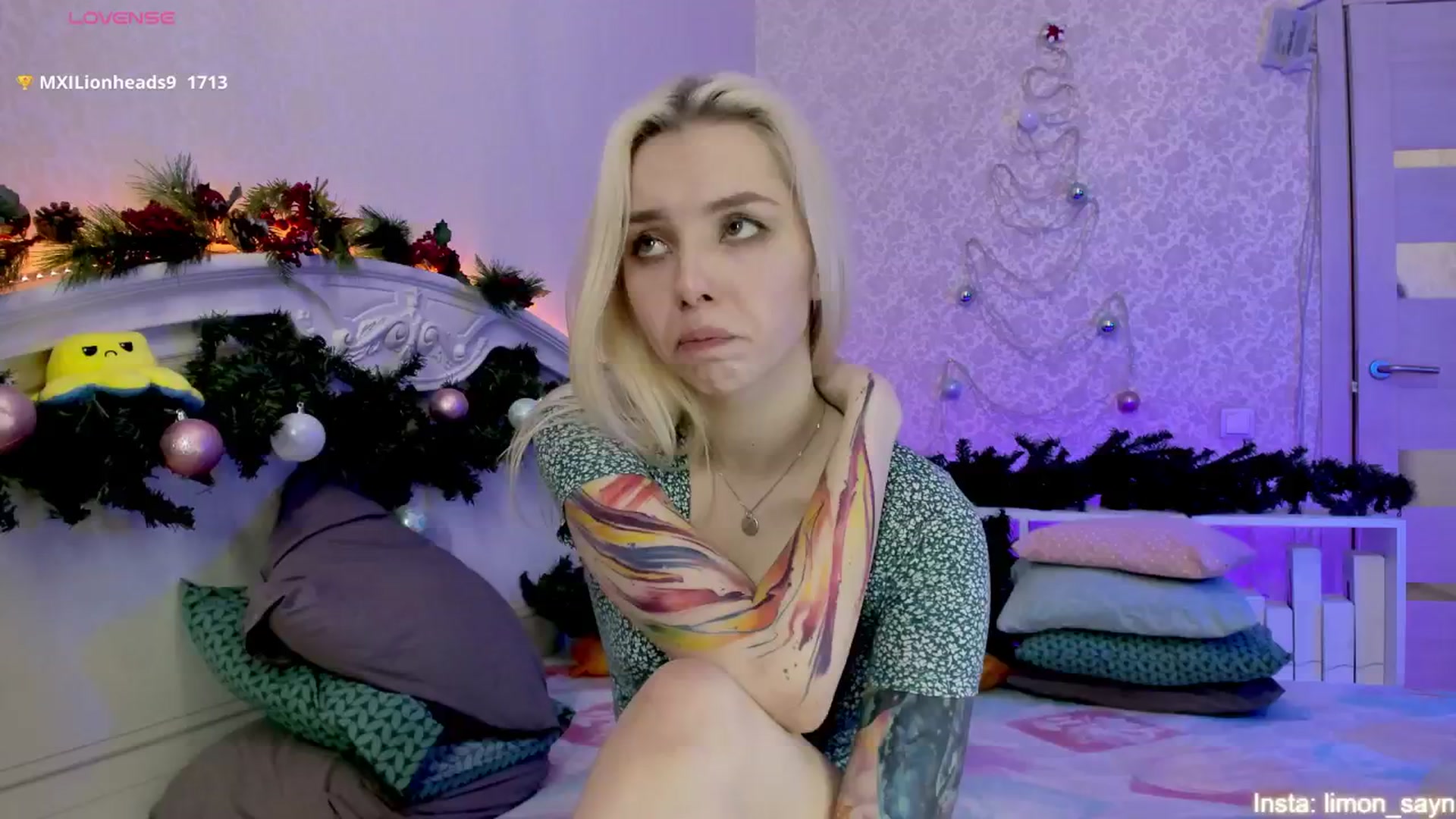 Gallery image thumbnail from LilliMoore_'s myfreecams stream on, 12/26/2024, 04:45 image 3 of 20