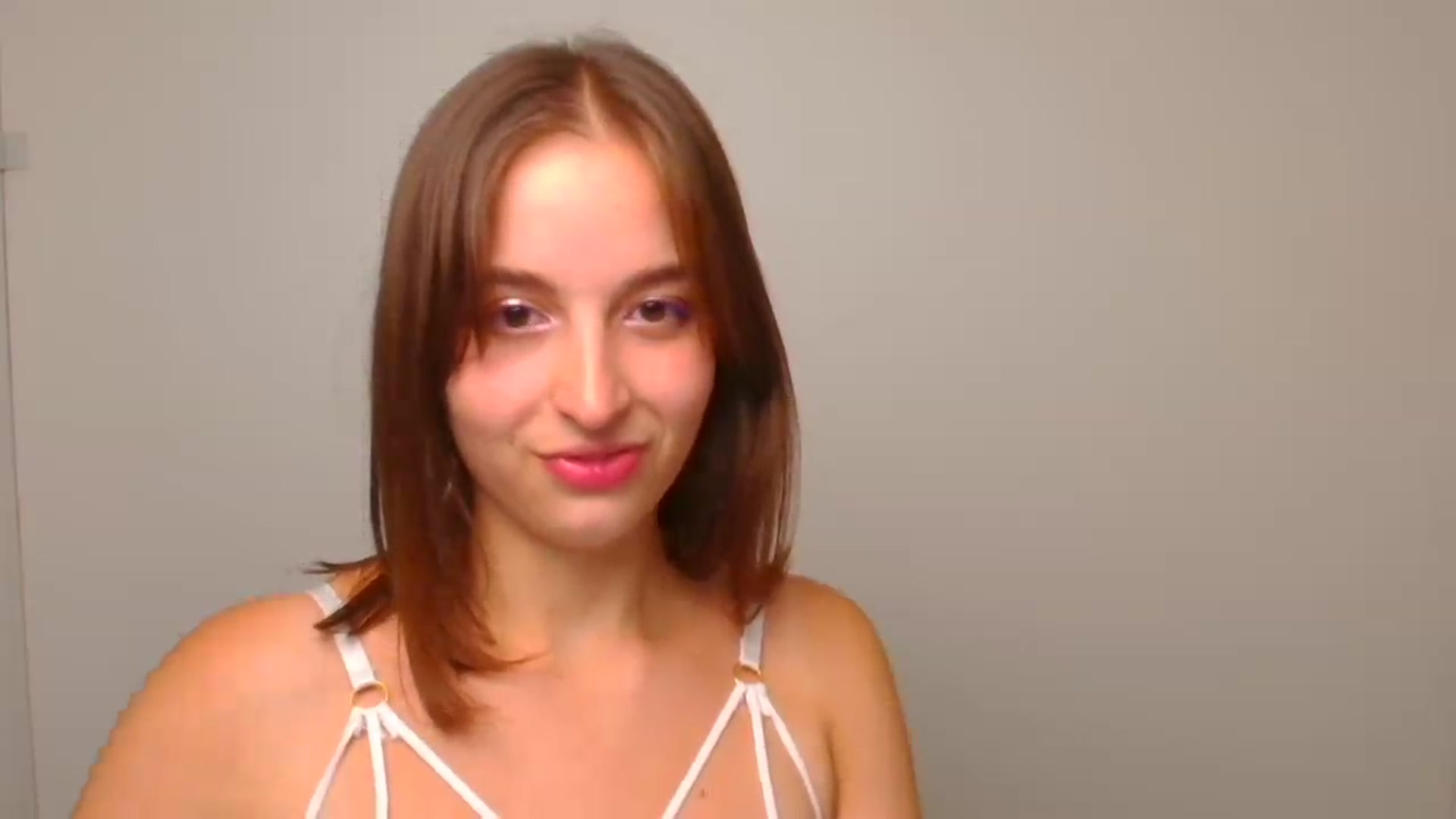 Gallery image thumbnail from Lilli_Fun's myfreecams stream on, 07/16/2023, 15:21 image 15 of 20