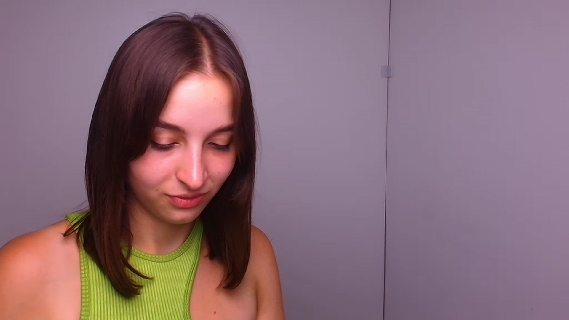 Gallery image thumbnail from Lilli_Fun's myfreecams stream on, 07/17/2023, 10:36 image 18 of 20