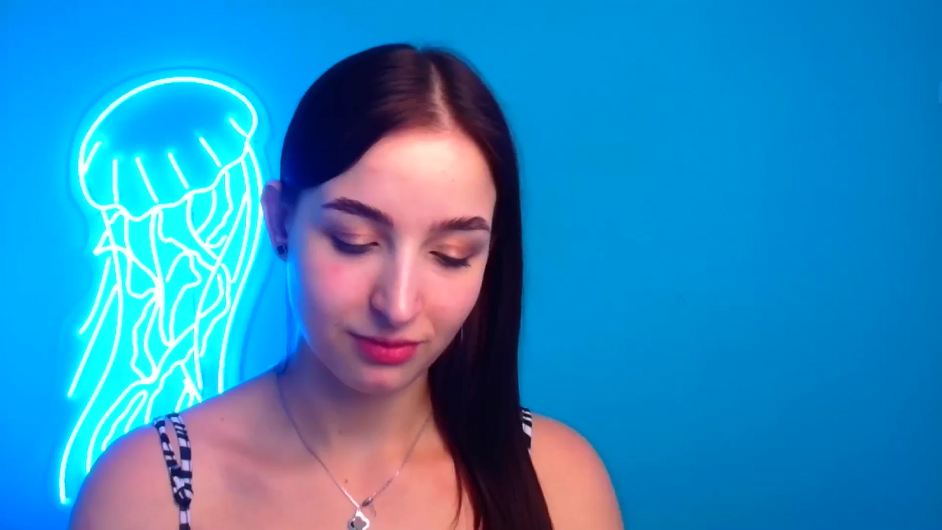 Gallery image thumbnail from Lilli_Fun's myfreecams stream on, 06/01/2024, 16:11 image 12 of 20