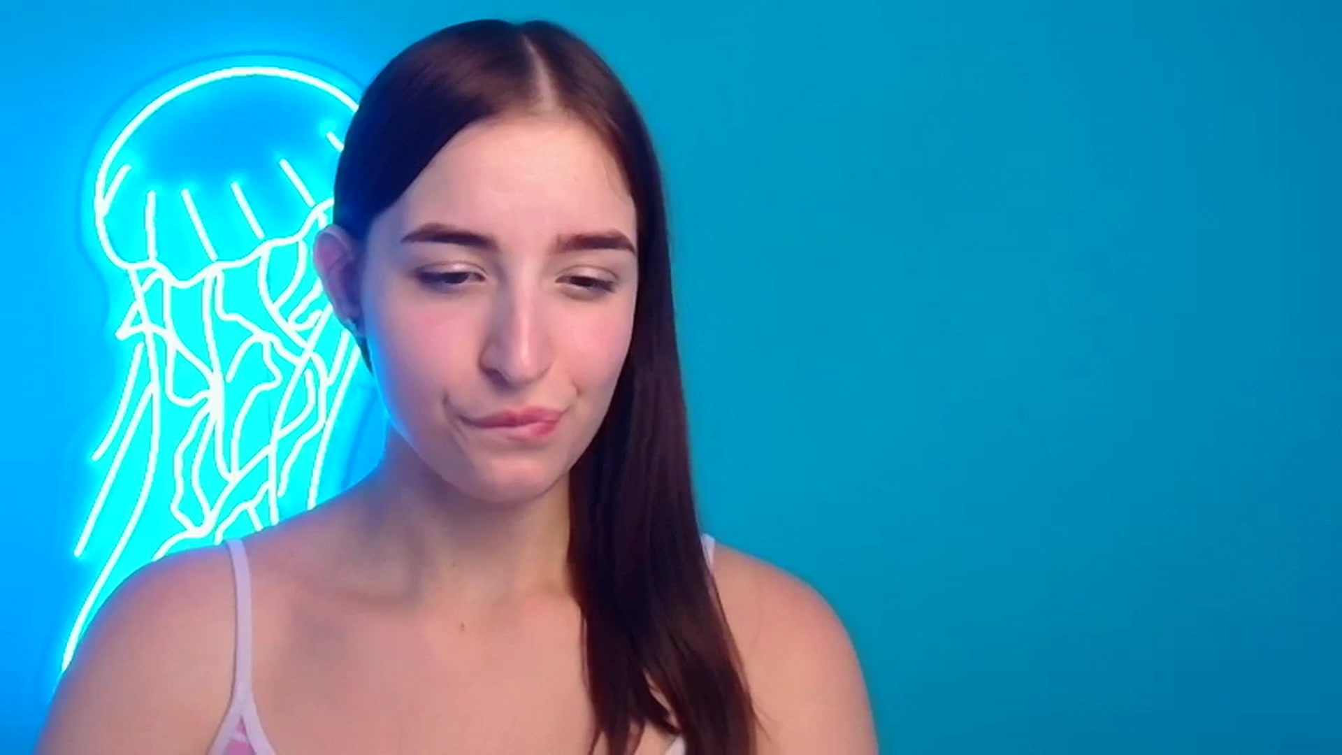 Gallery image thumbnail from Lilli_Fun's myfreecams stream on, 07/08/2024, 01:02 image 15 of 20