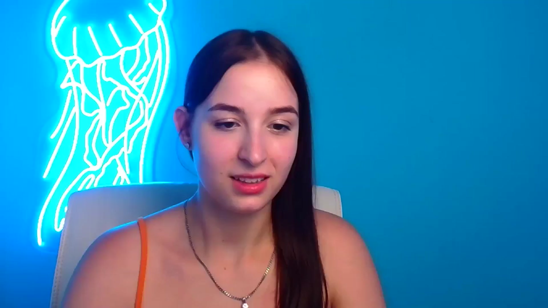 Gallery image thumbnail from Lilli_Fun's myfreecams stream on, 07/13/2024, 10:53 image 16 of 20