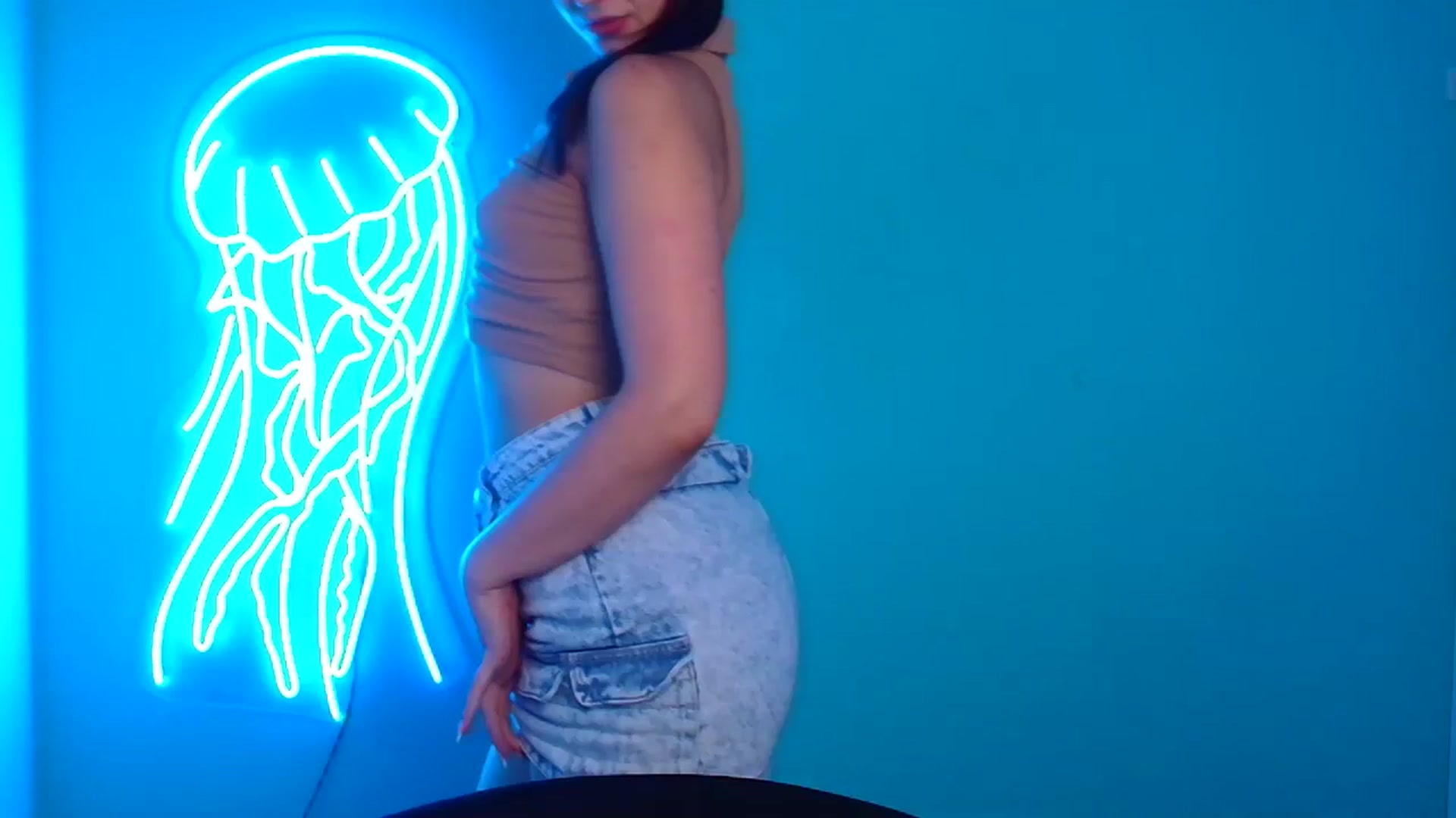 Gallery image thumbnail from Lilli_Fun's myfreecams stream on, 07/15/2024, 20:10 image 1 of 20