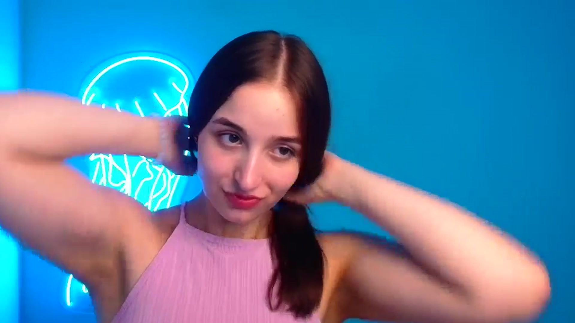 Gallery image thumbnail from Lilli_Fun's myfreecams stream on, 07/19/2024, 12:20 image 12 of 20