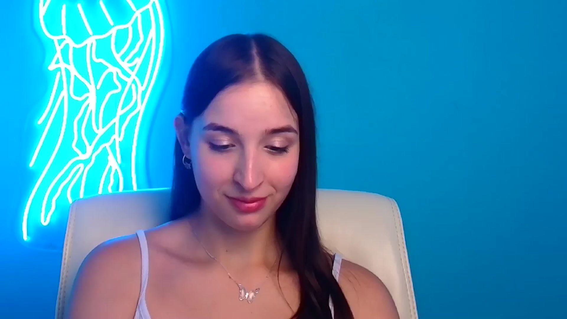 Gallery image thumbnail from Lilli_Fun's myfreecams stream on, 07/20/2024, 08:14 image 2 of 20